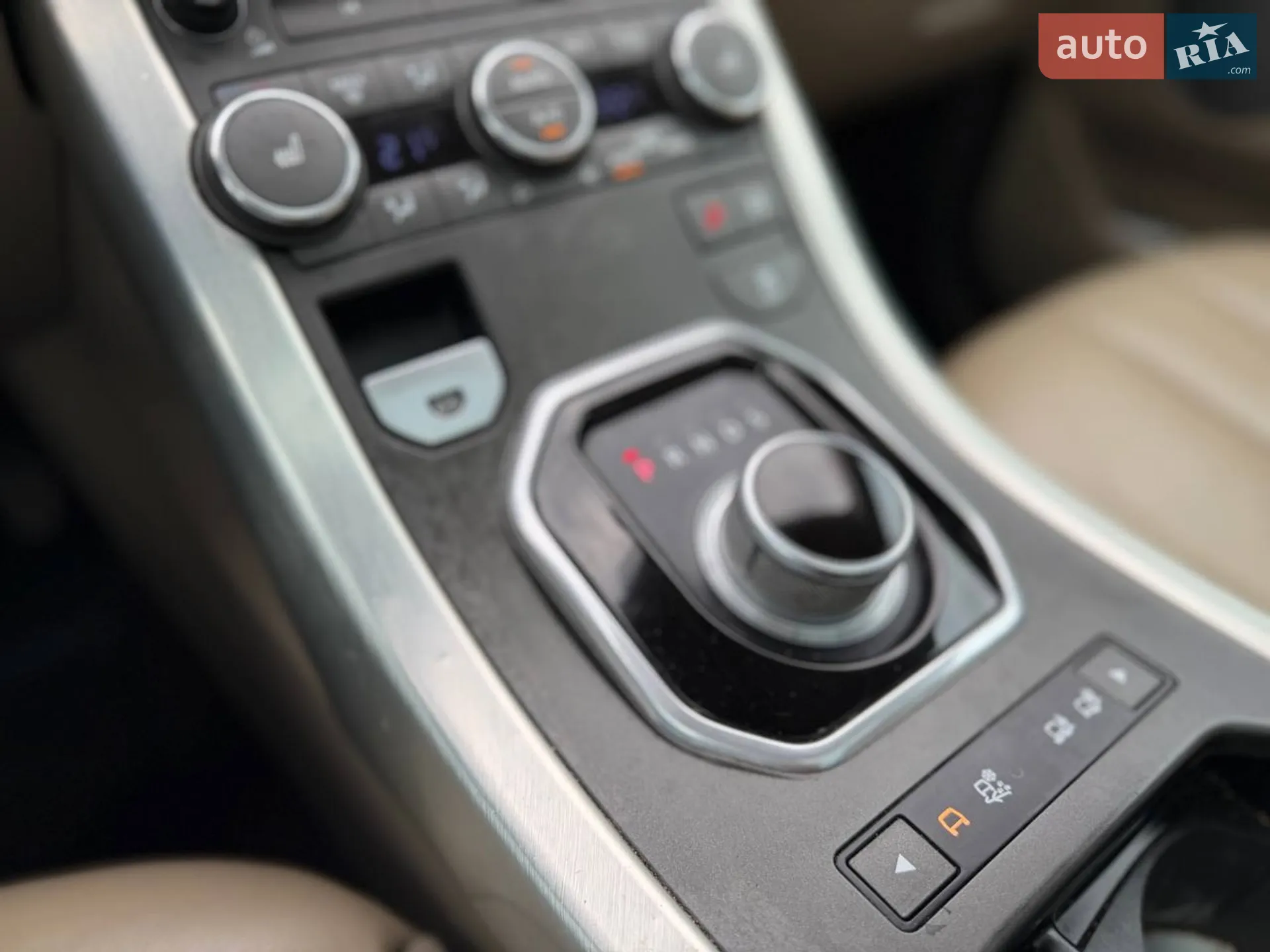 2015 Land Rover Range Rover Evoque - мініатюра 16