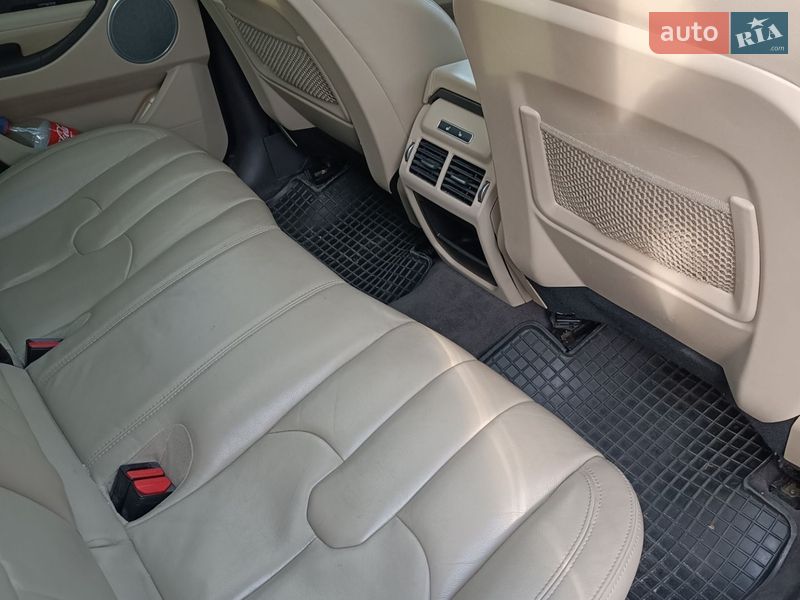 Внедорожник / Кроссовер Land Rover Range Rover Evoque 2014 в Сарнах