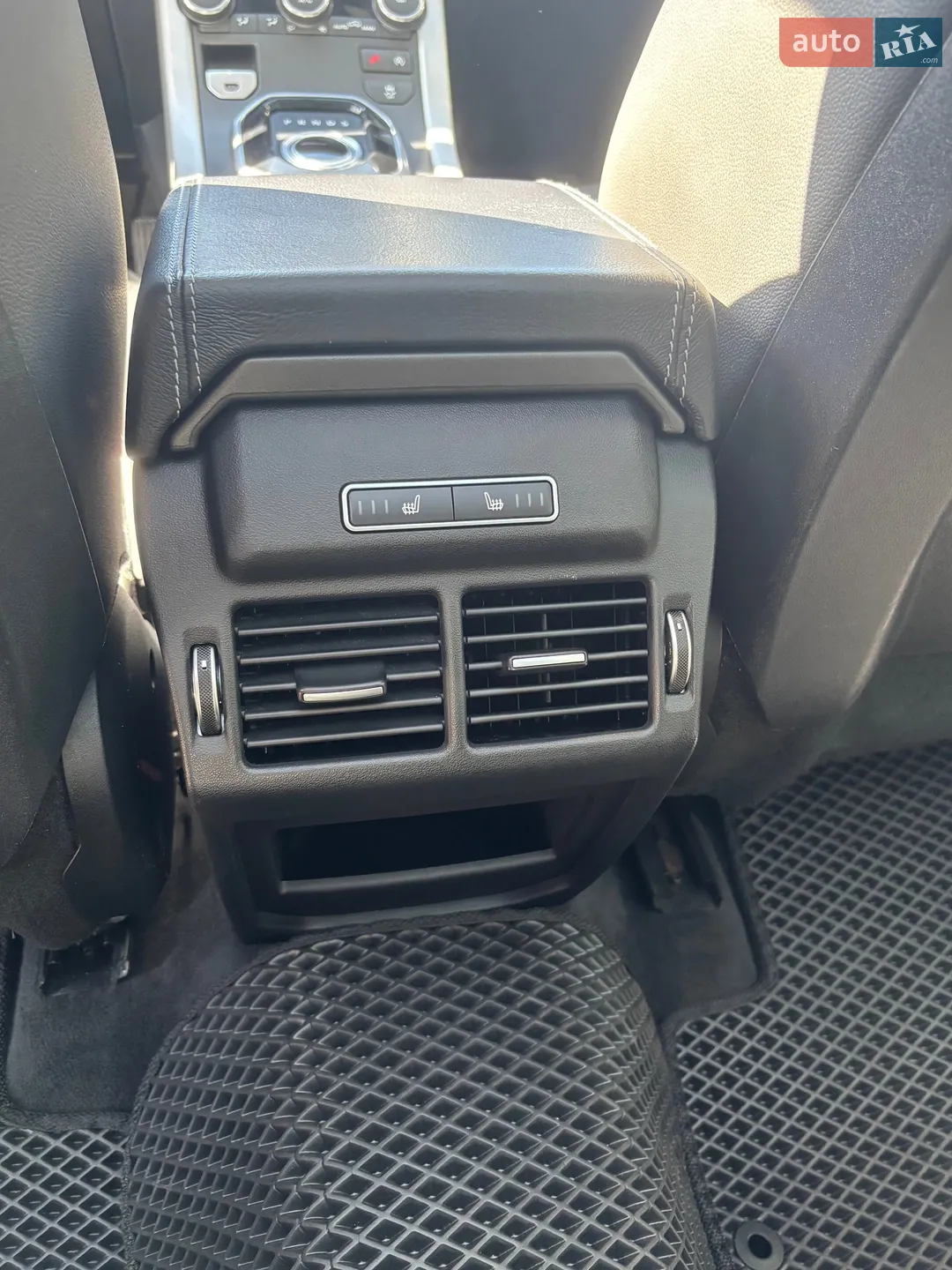 2015 Land Rover Range Rover Evoque - мініатюра 28