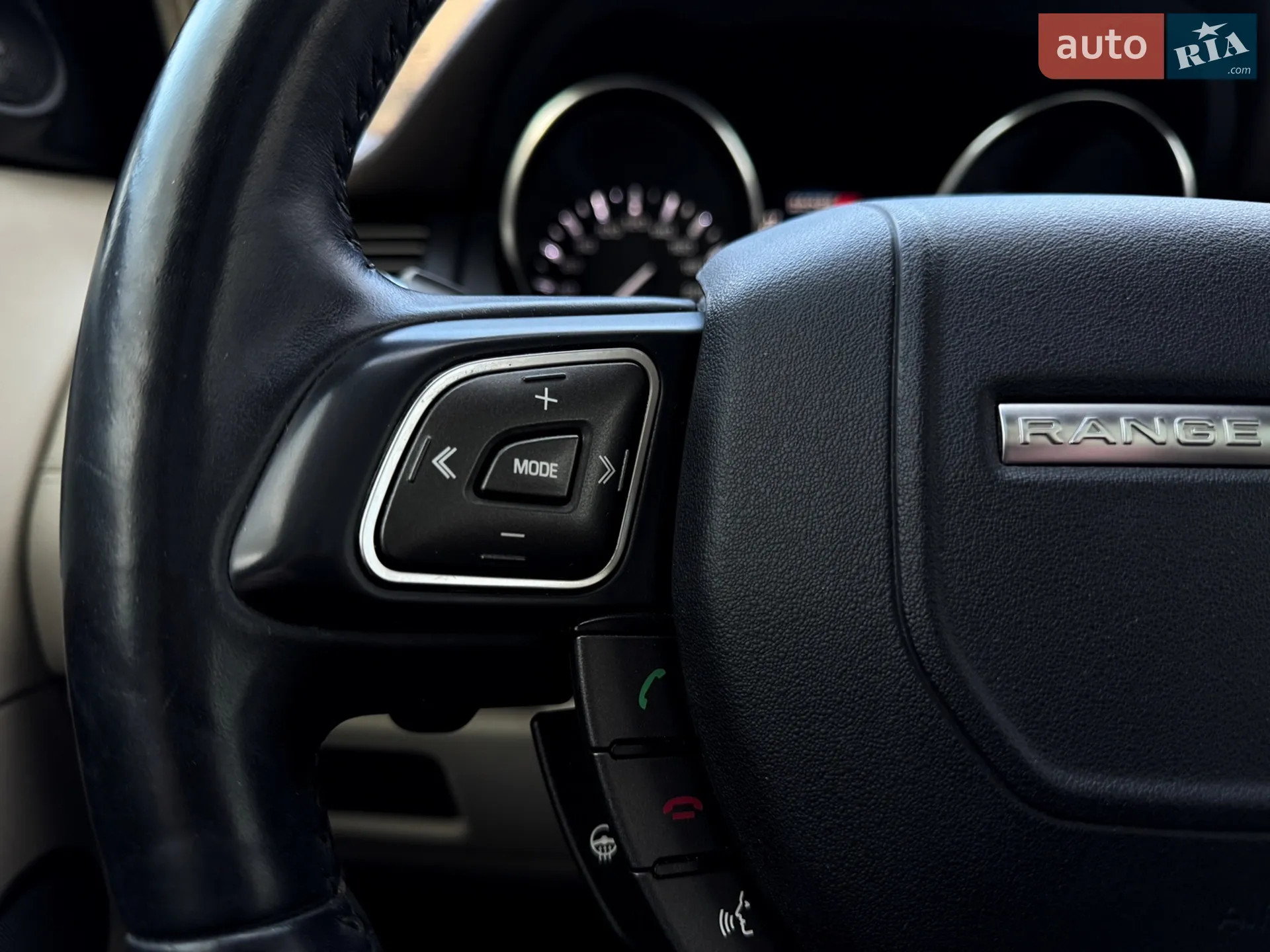 2013 Land Rover Range Rover Evoque - мініатюра 26