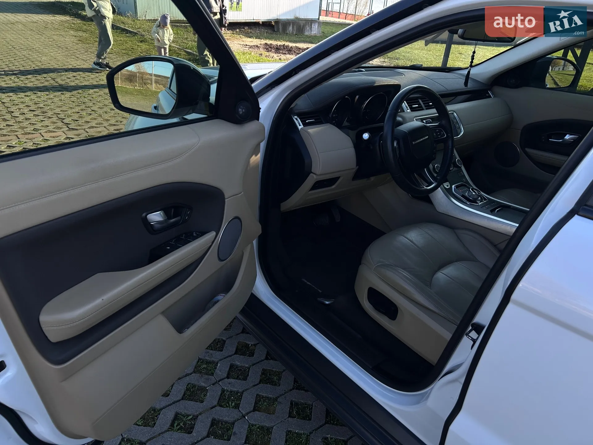 2015 Land Rover Range Rover Evoque - мініатюра 12