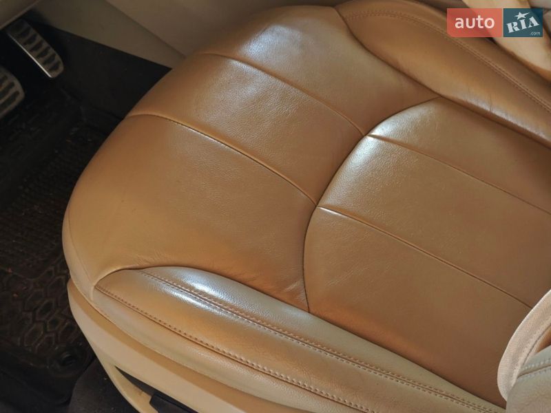 Внедорожник / Кроссовер Land Rover Range Rover Evoque 2016 в Киеве