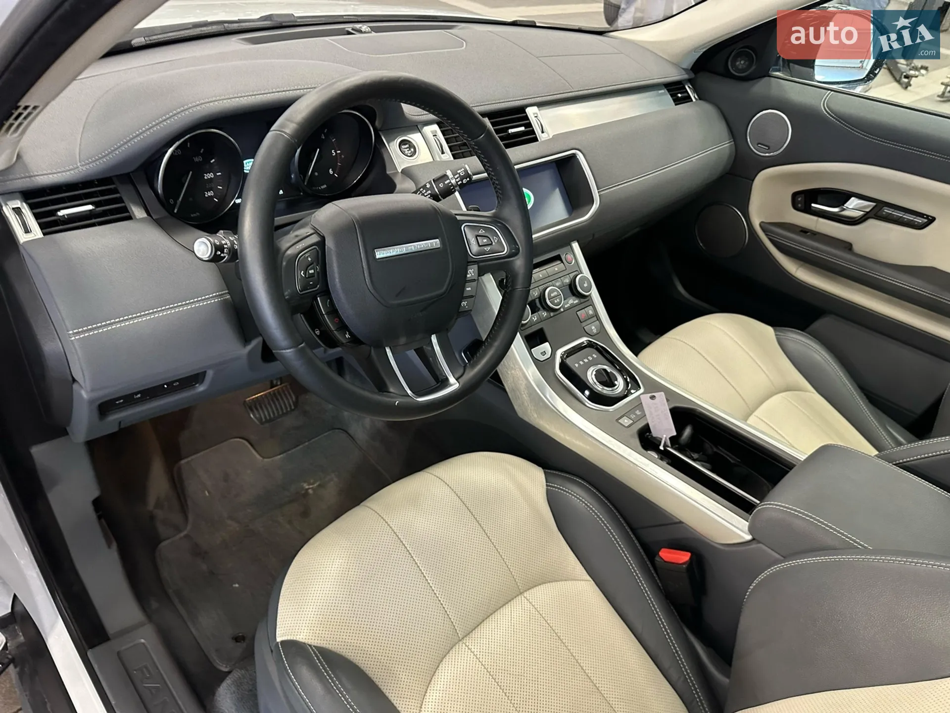 2017 Land Rover Range Rover Evoque - мініатюра 5