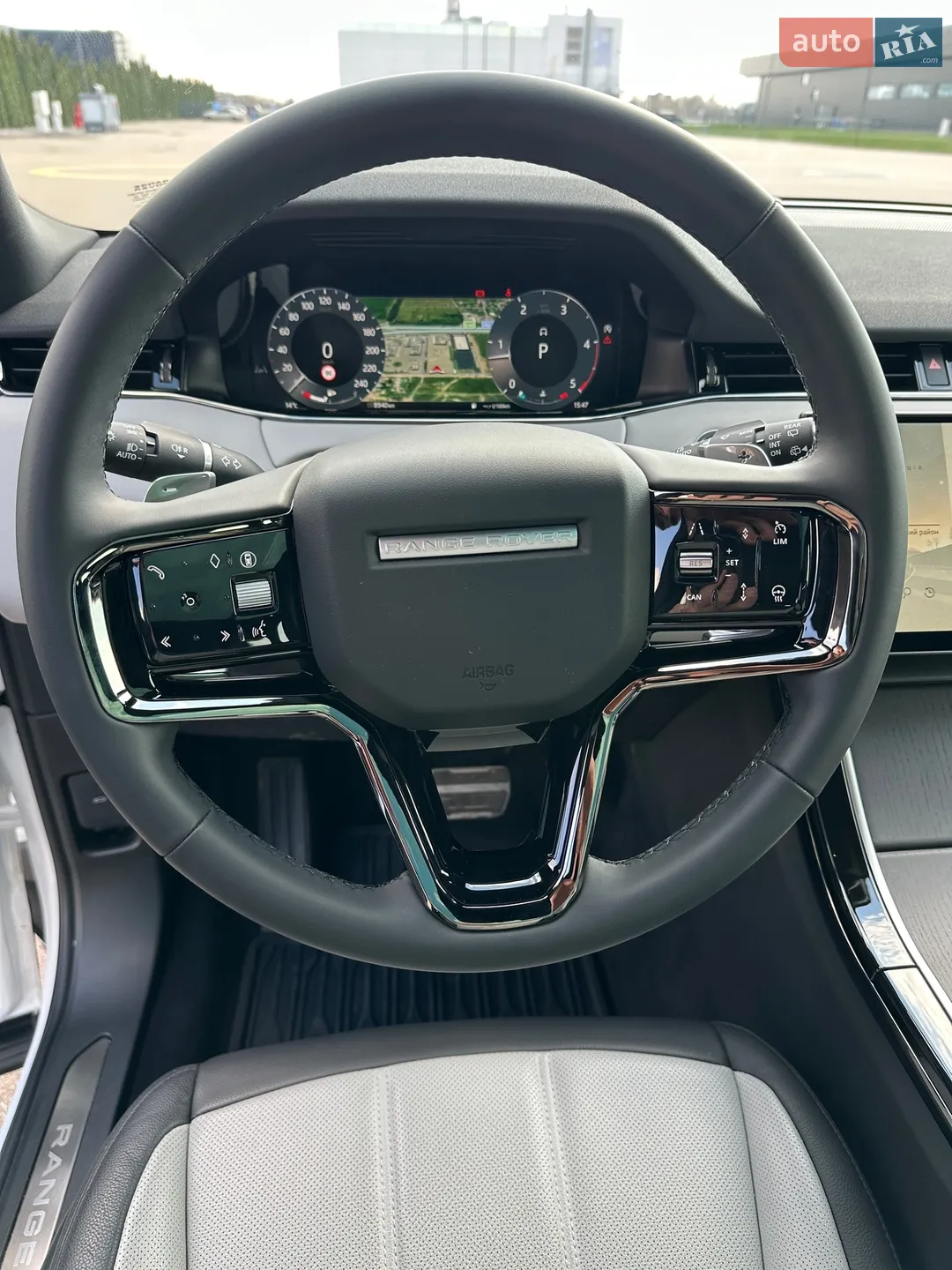 2025 Land Rover Range Rover Evoque - мініатюра 15