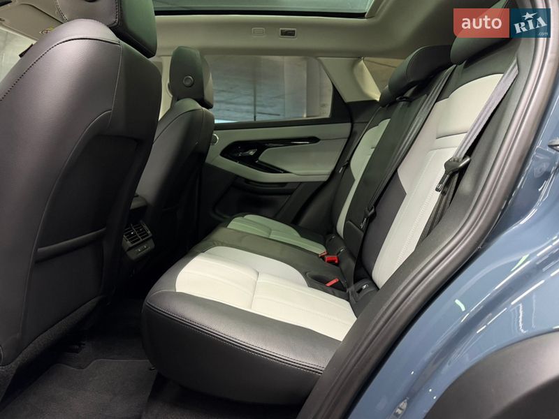 Внедорожник / Кроссовер Land Rover Range Rover Evoque 2024 в Одессе