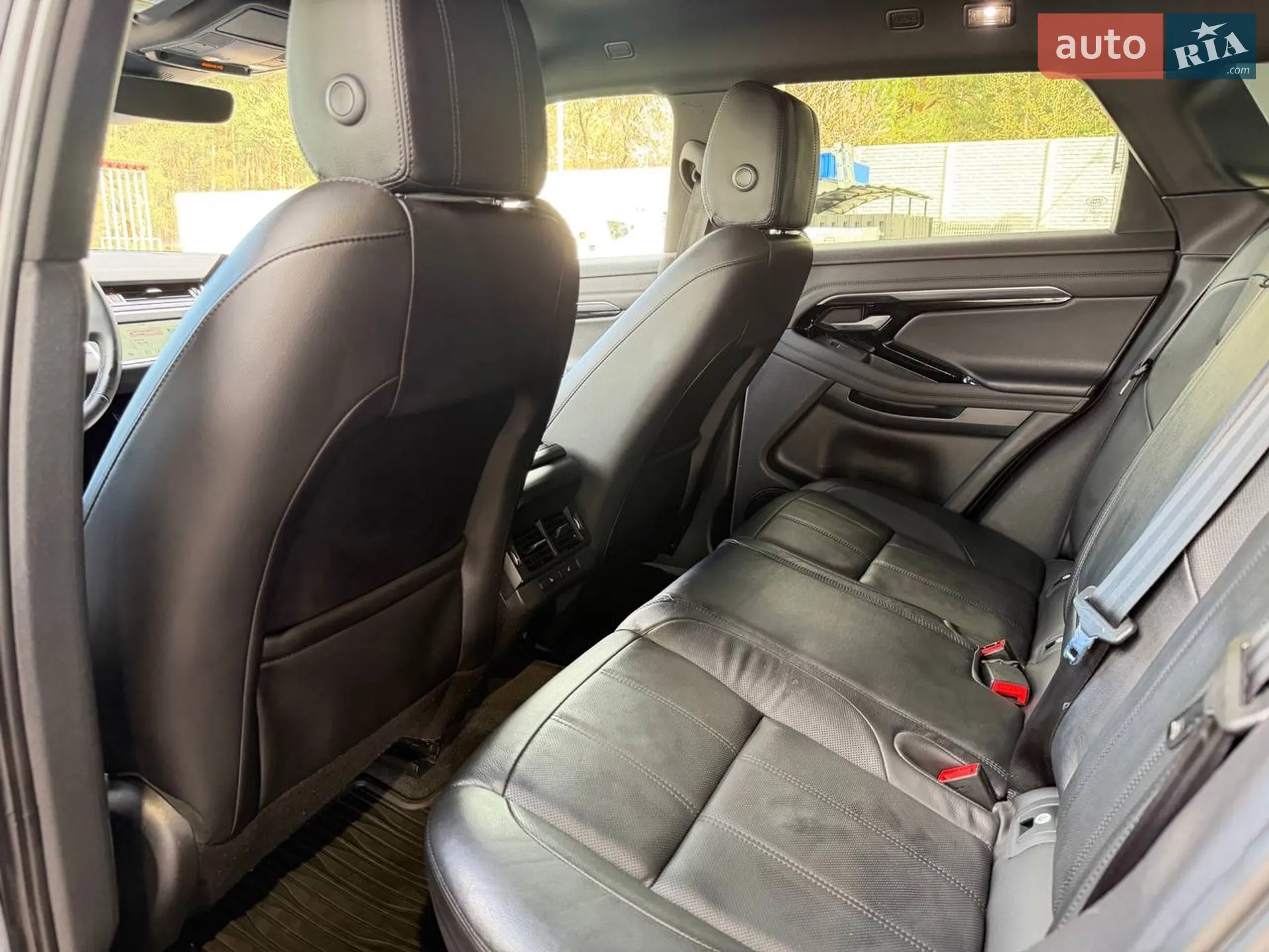 2020 Land Rover Range Rover Evoque - мініатюра 27