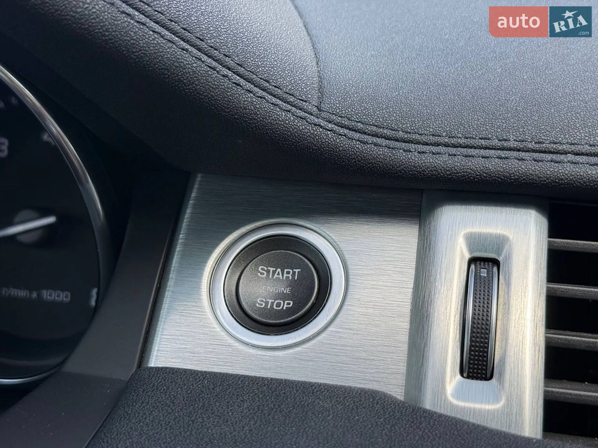 2014 Land Rover Range Rover Evoque - мініатюра 40