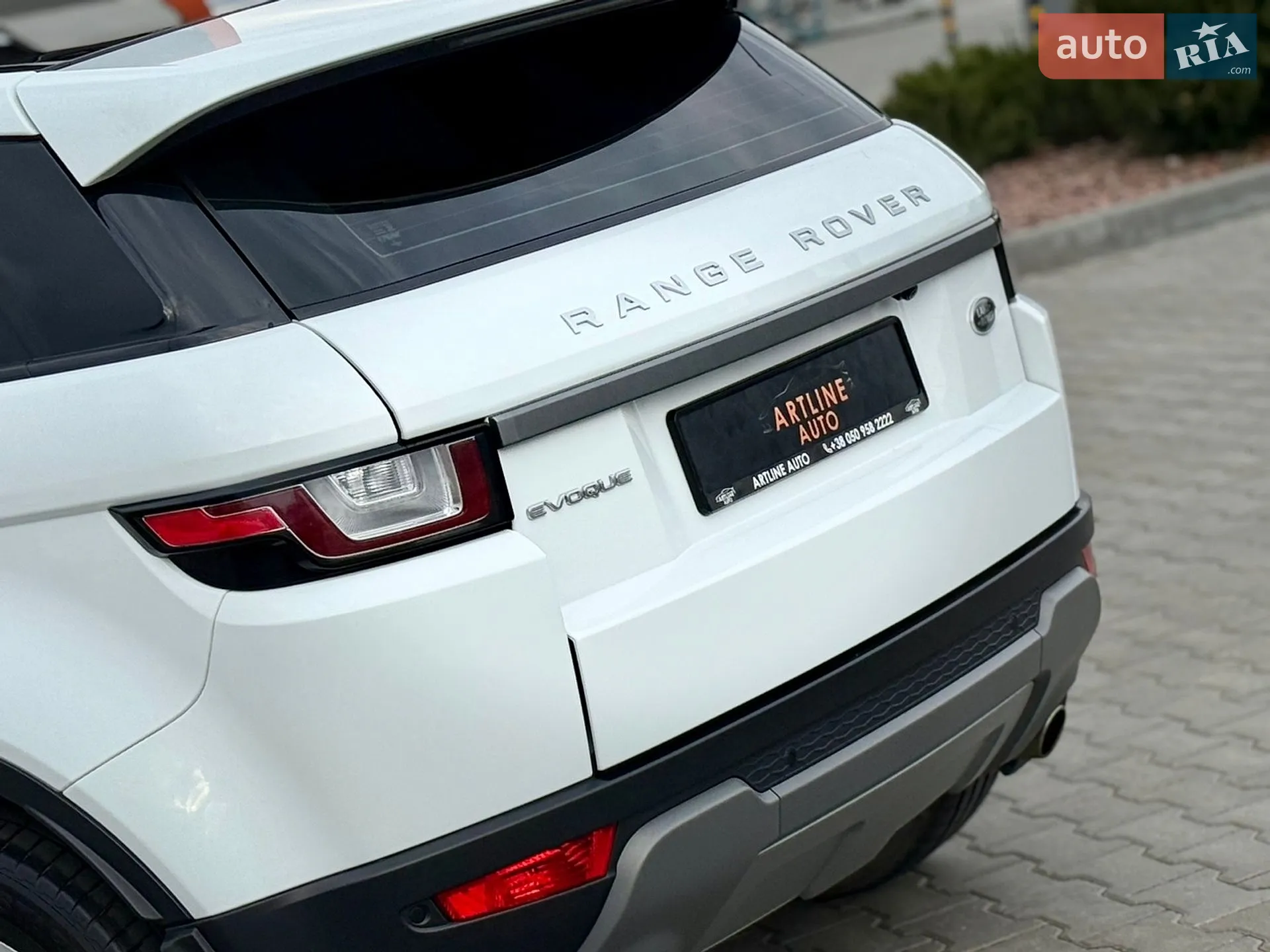 2017 Land Rover Range Rover Evoque - мініатюра 21