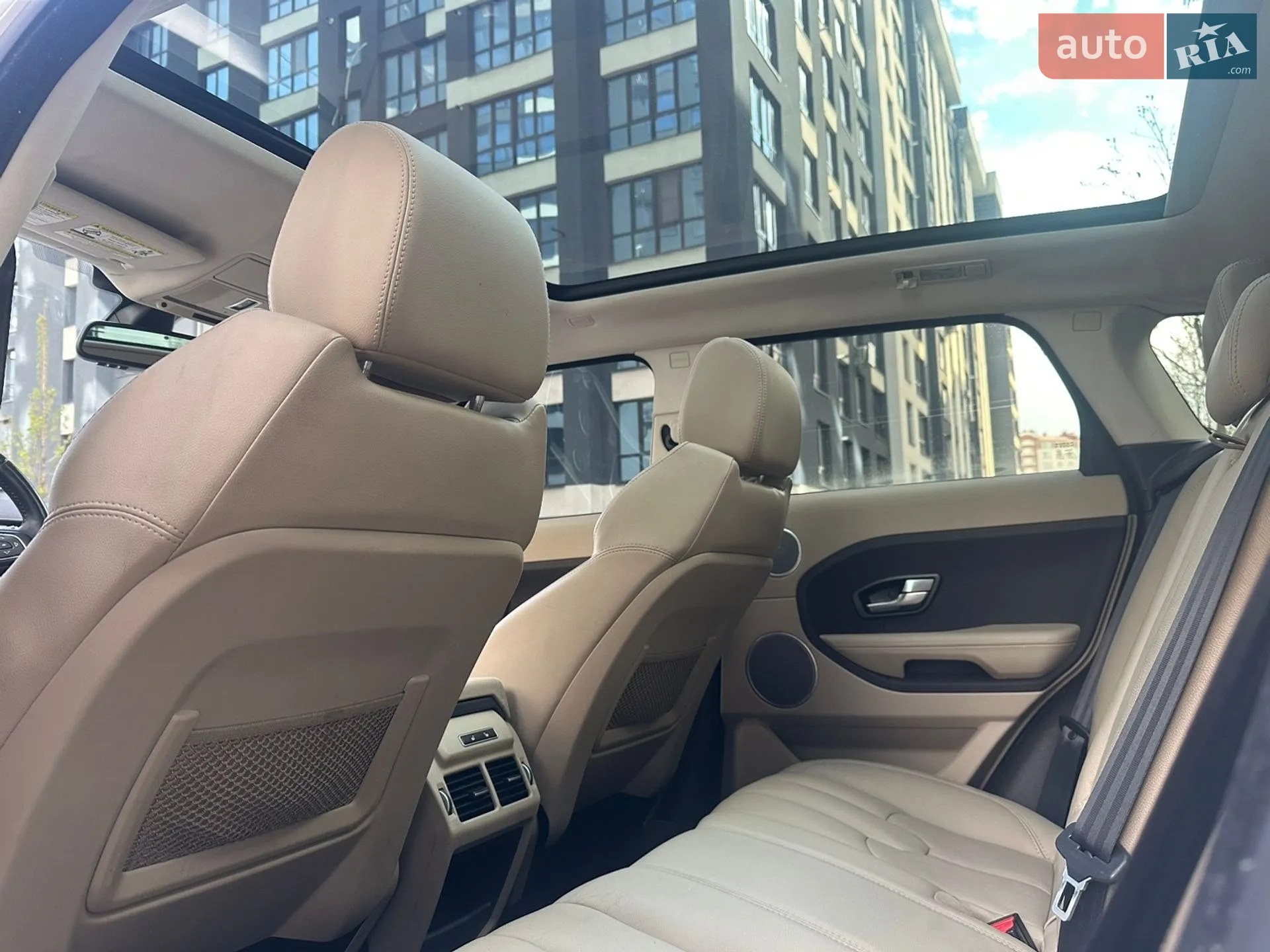 2015 Land Rover Range Rover Evoque - мініатюра 26