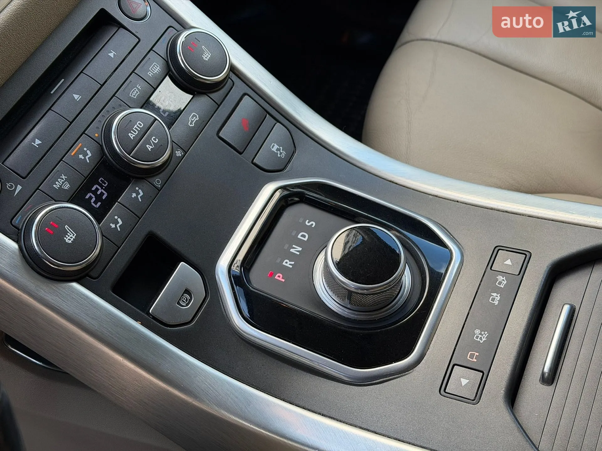 2013 Land Rover Range Rover Evoque - мініатюра 18