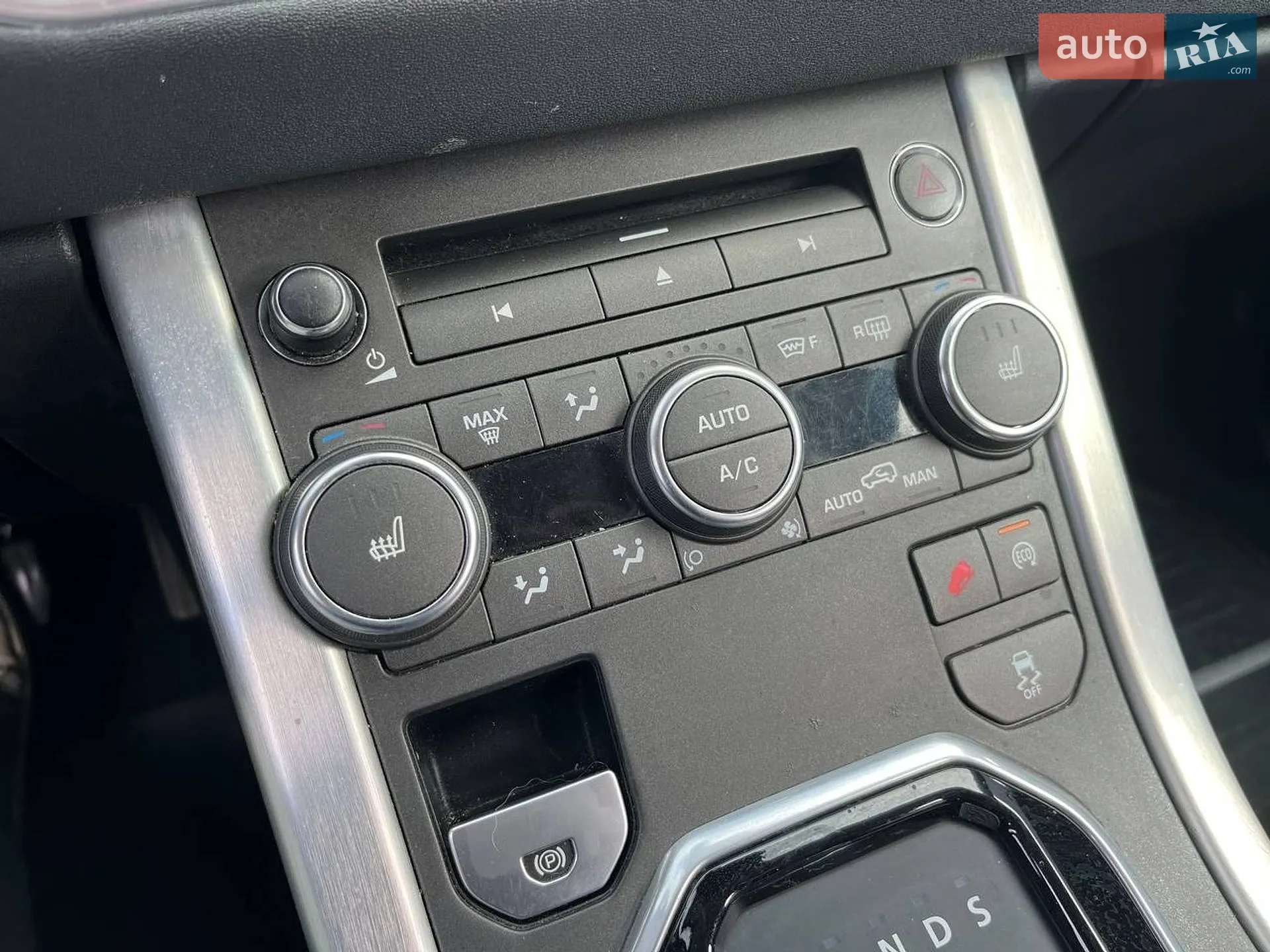 2014 Land Rover Range Rover Evoque - мініатюра 28