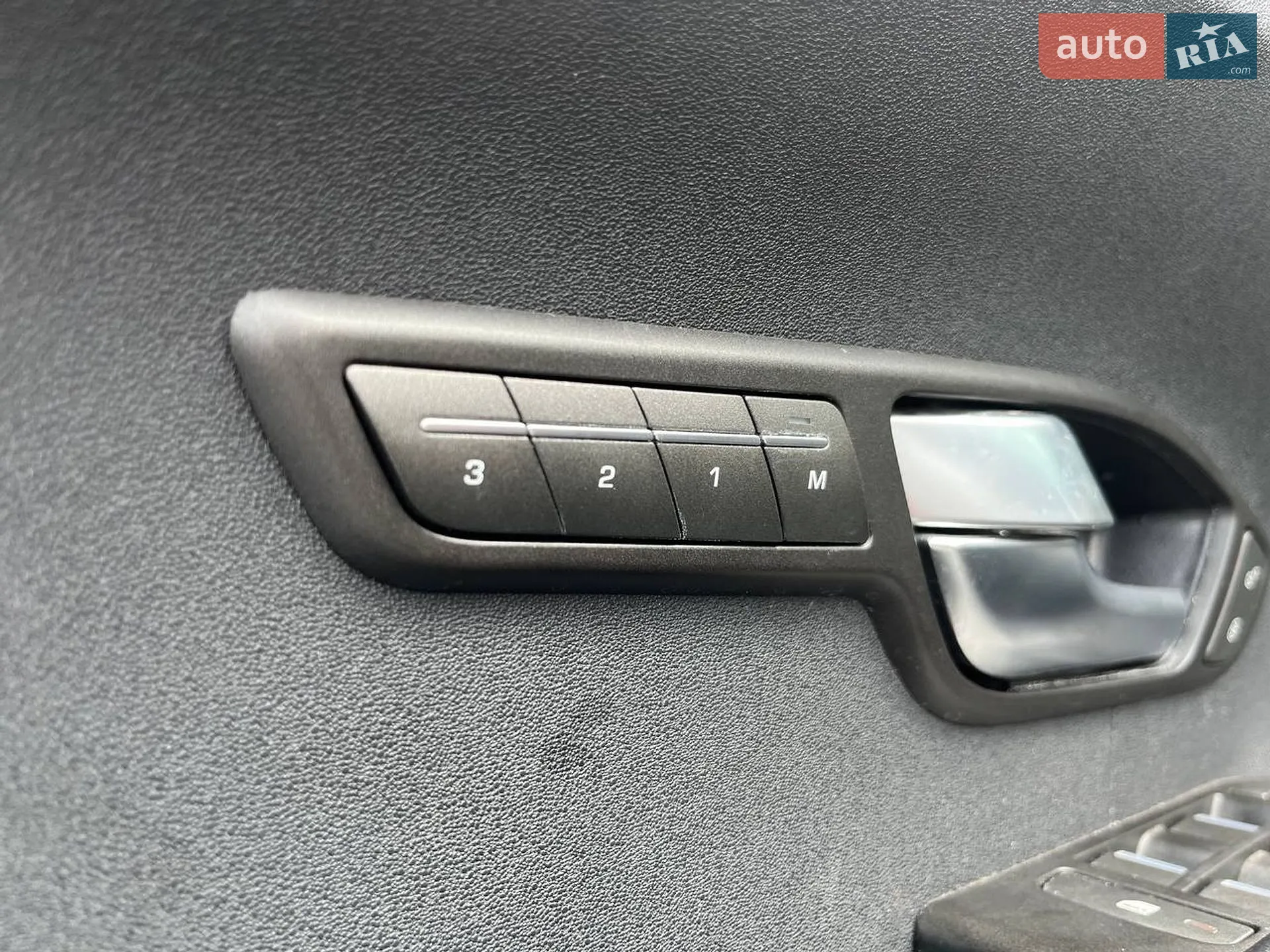 2014 Land Rover Range Rover Evoque - мініатюра 36