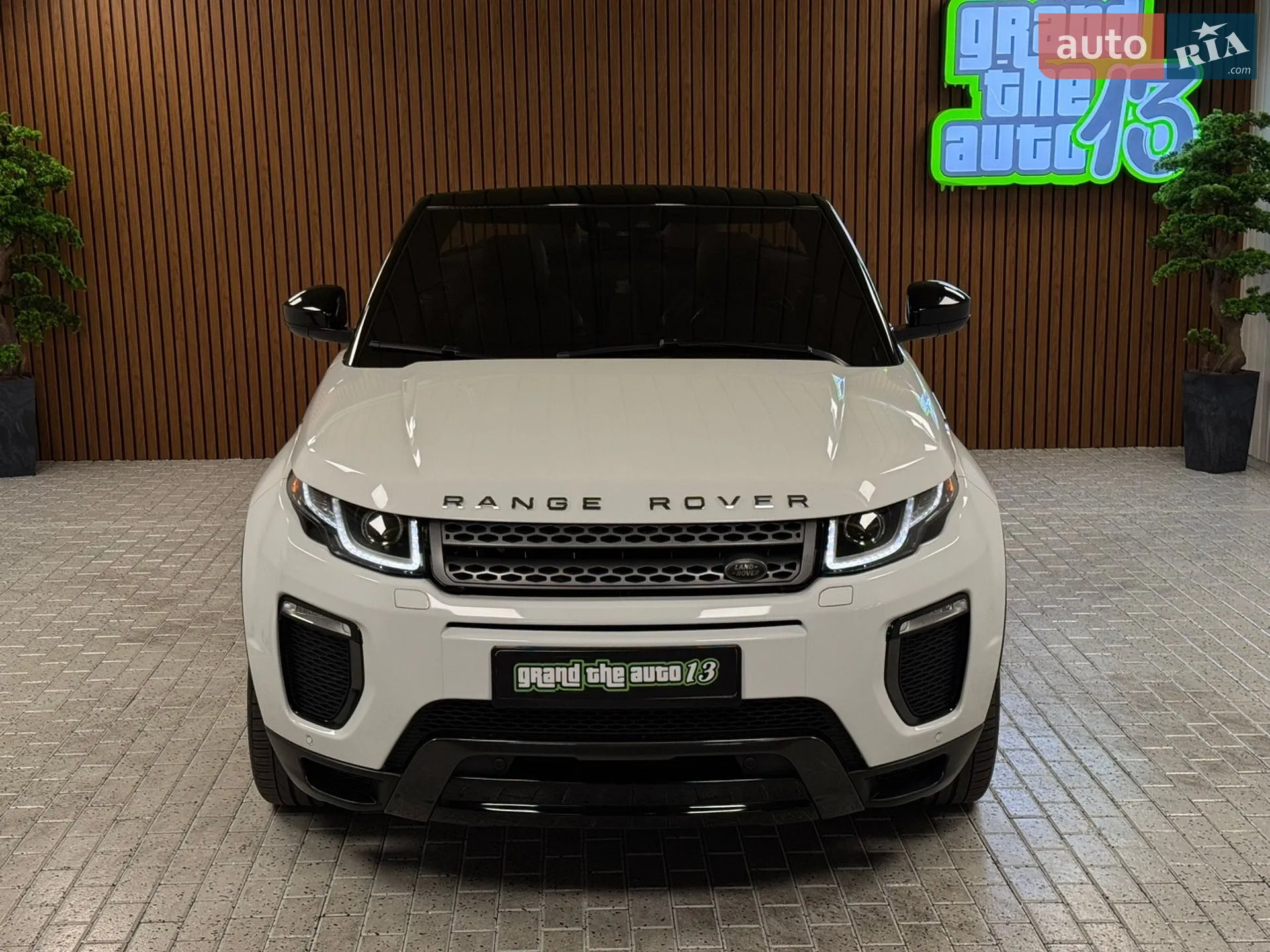 2017 Land Rover Range Rover Evoque - мініатюра 14