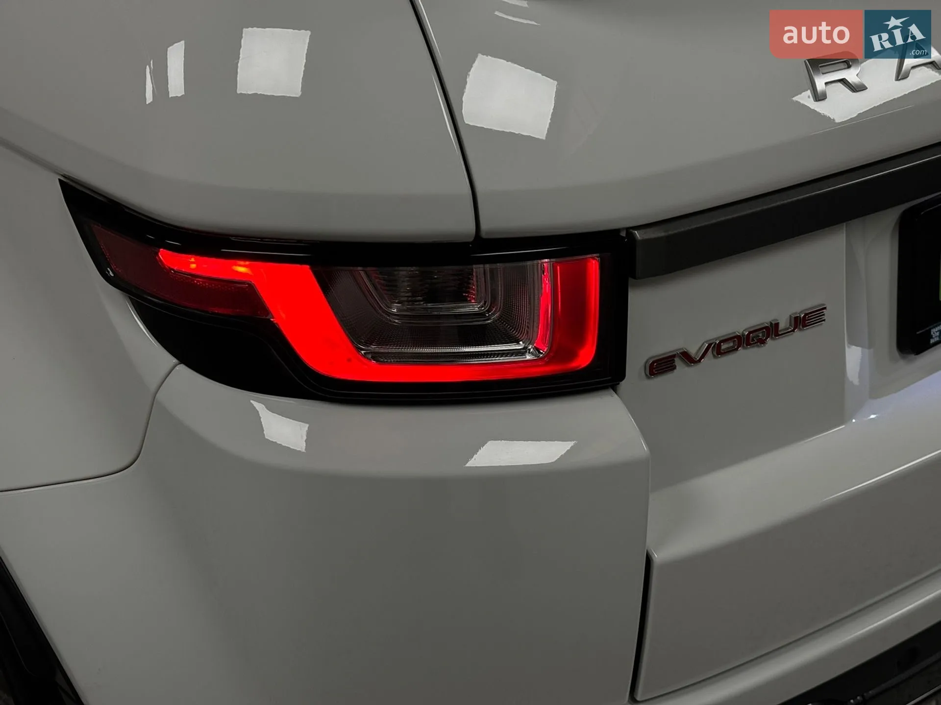 2017 Land Rover Range Rover Evoque - мініатюра 60