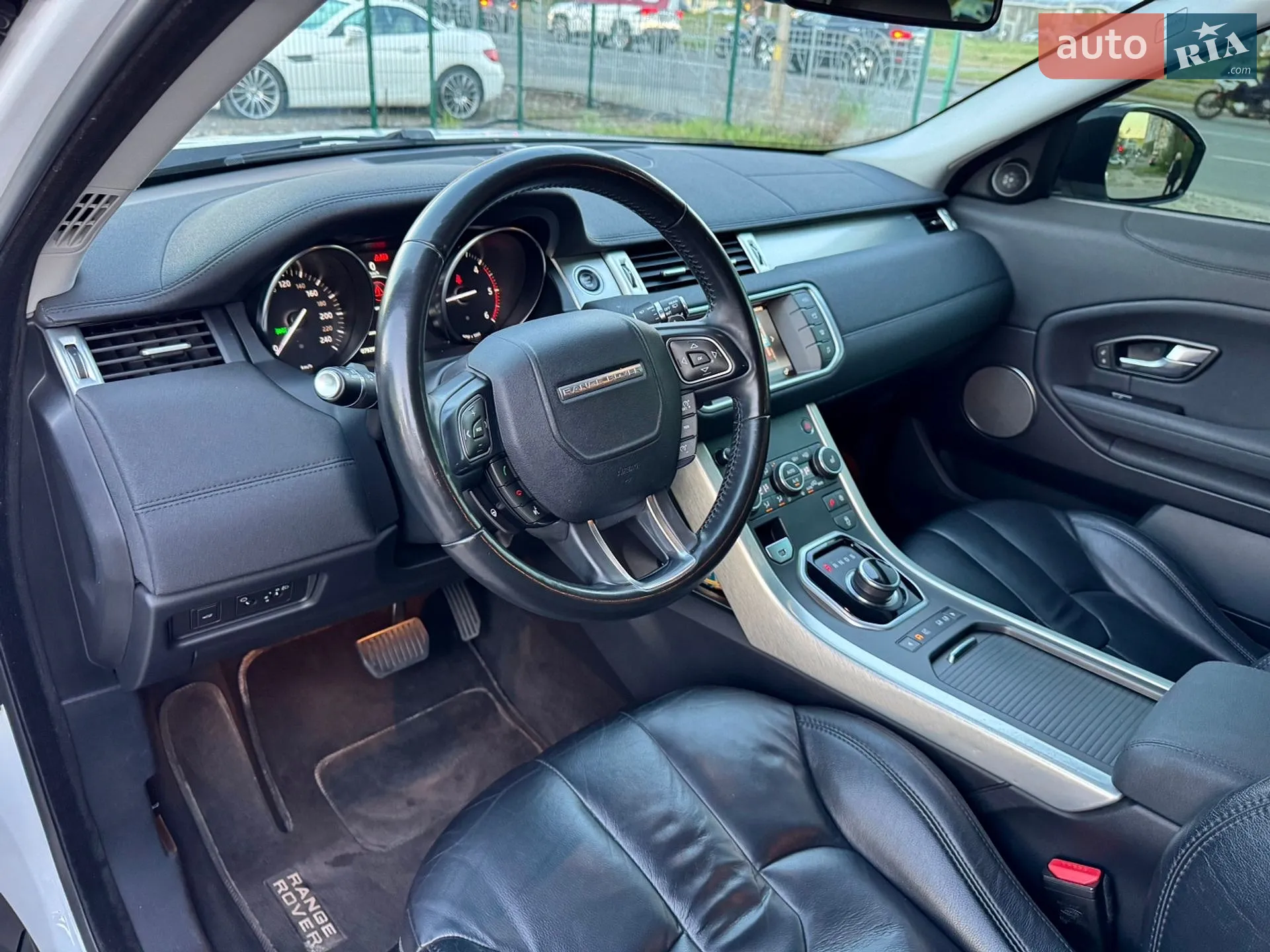 2018 Land Rover Range Rover Evoque - мініатюра 32