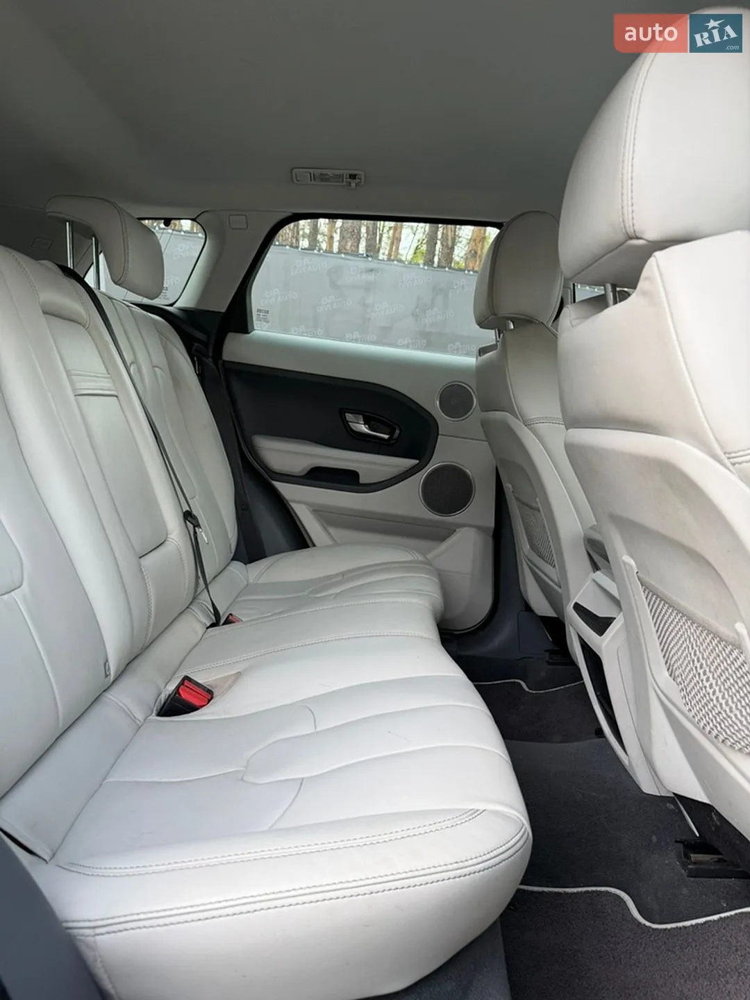 2012 Land Rover Range Rover Evoque - мініатюра 17