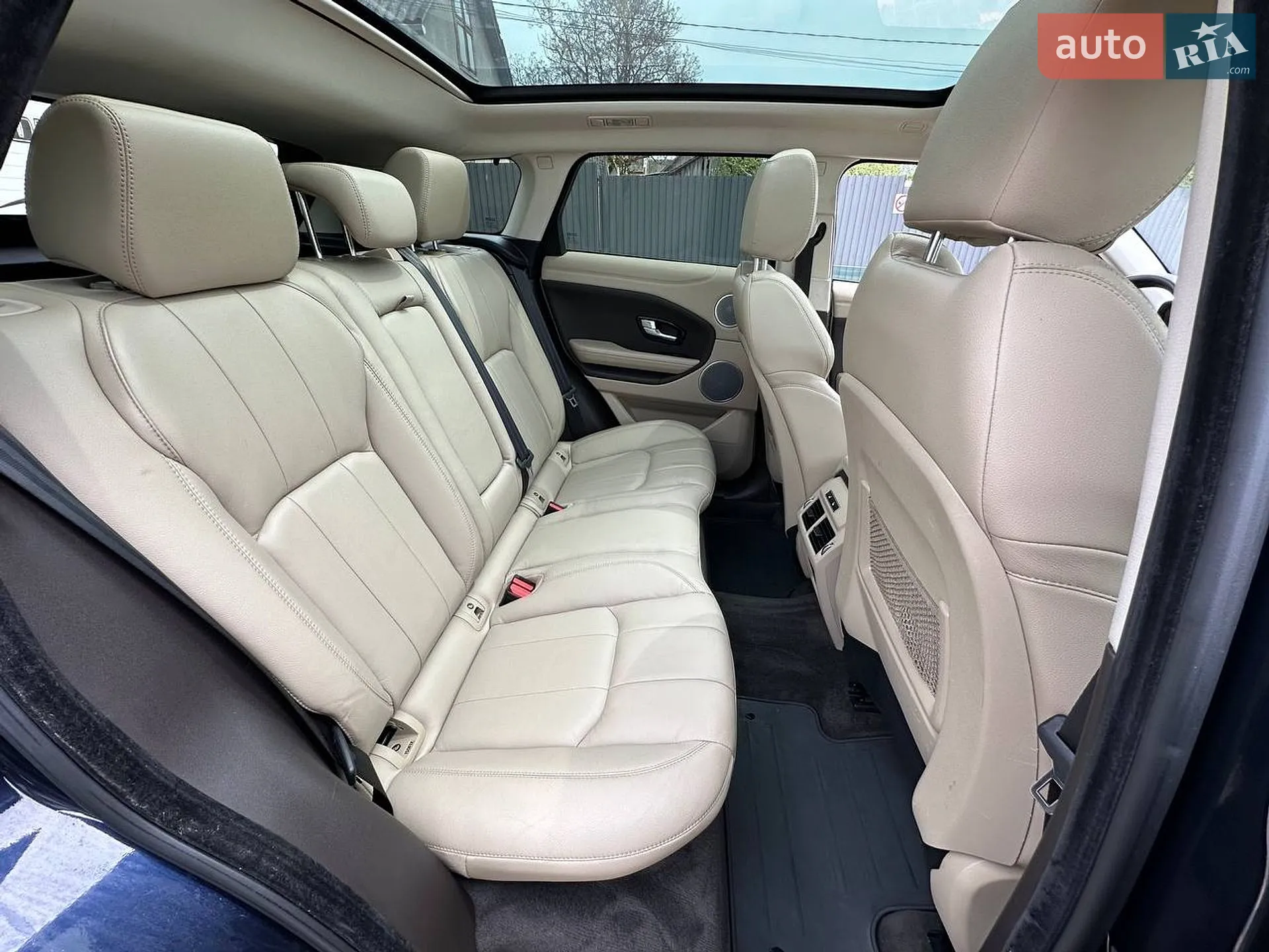 2018 Land Rover Range Rover Evoque - мініатюра 26