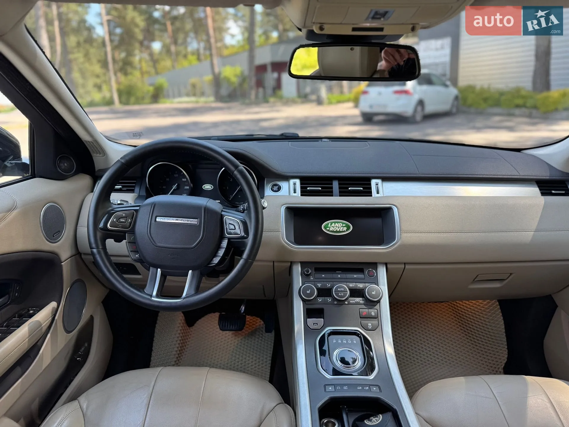 2017 Land Rover Range Rover Evoque - мініатюра 30