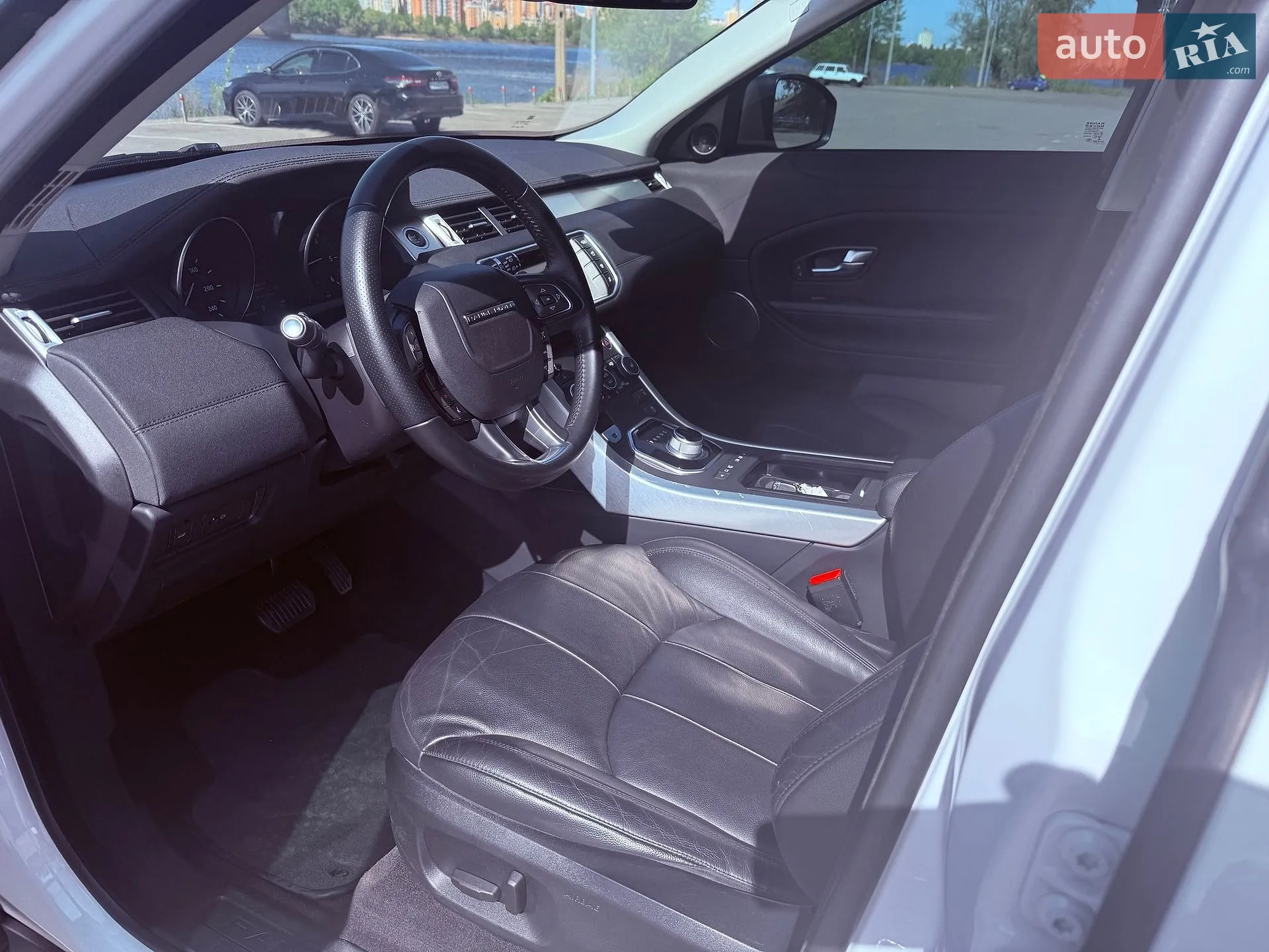 2016 Land Rover Range Rover Evoque - мініатюра 15