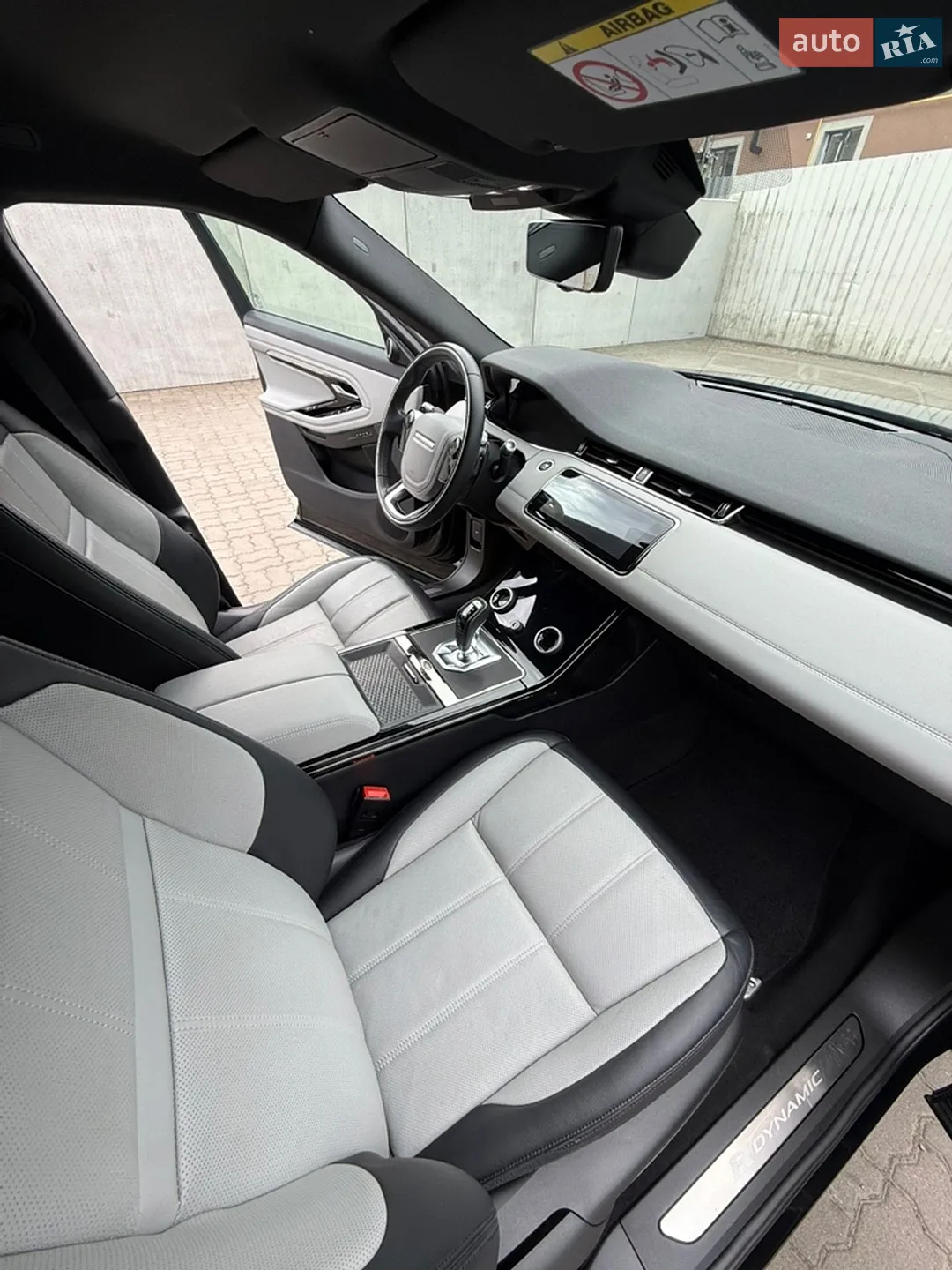 2020 Land Rover Range Rover Evoque - мініатюра 35