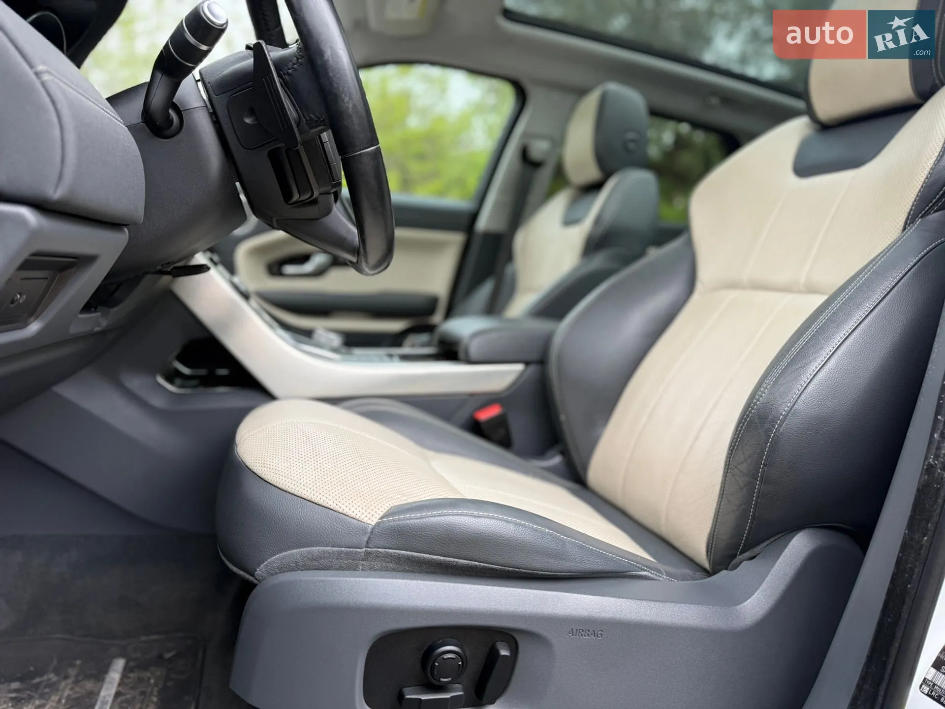 2015 Land Rover Range Rover Evoque - мініатюра 11