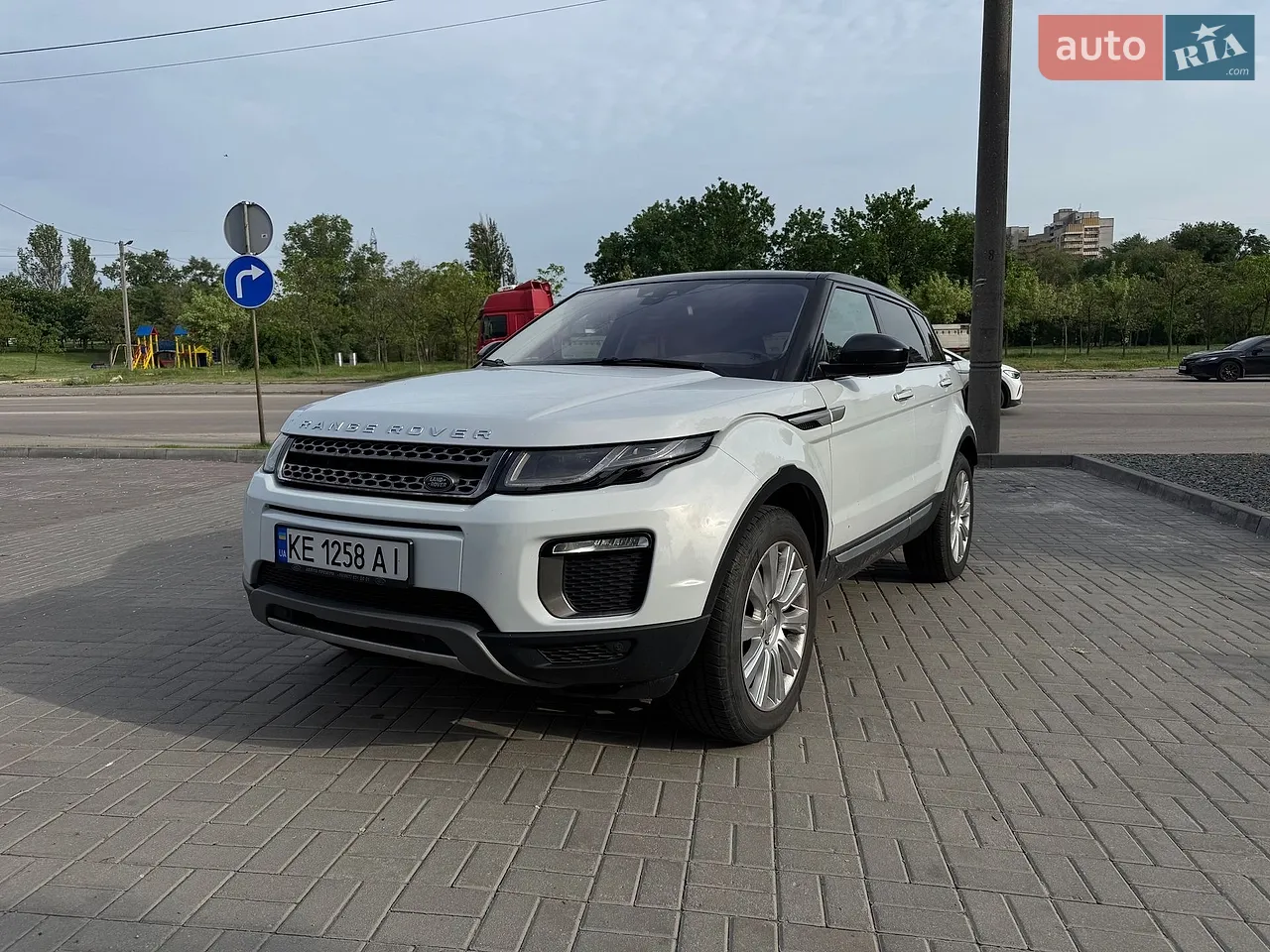 2014 Land Rover Range Rover Evoque - мініатюра 28