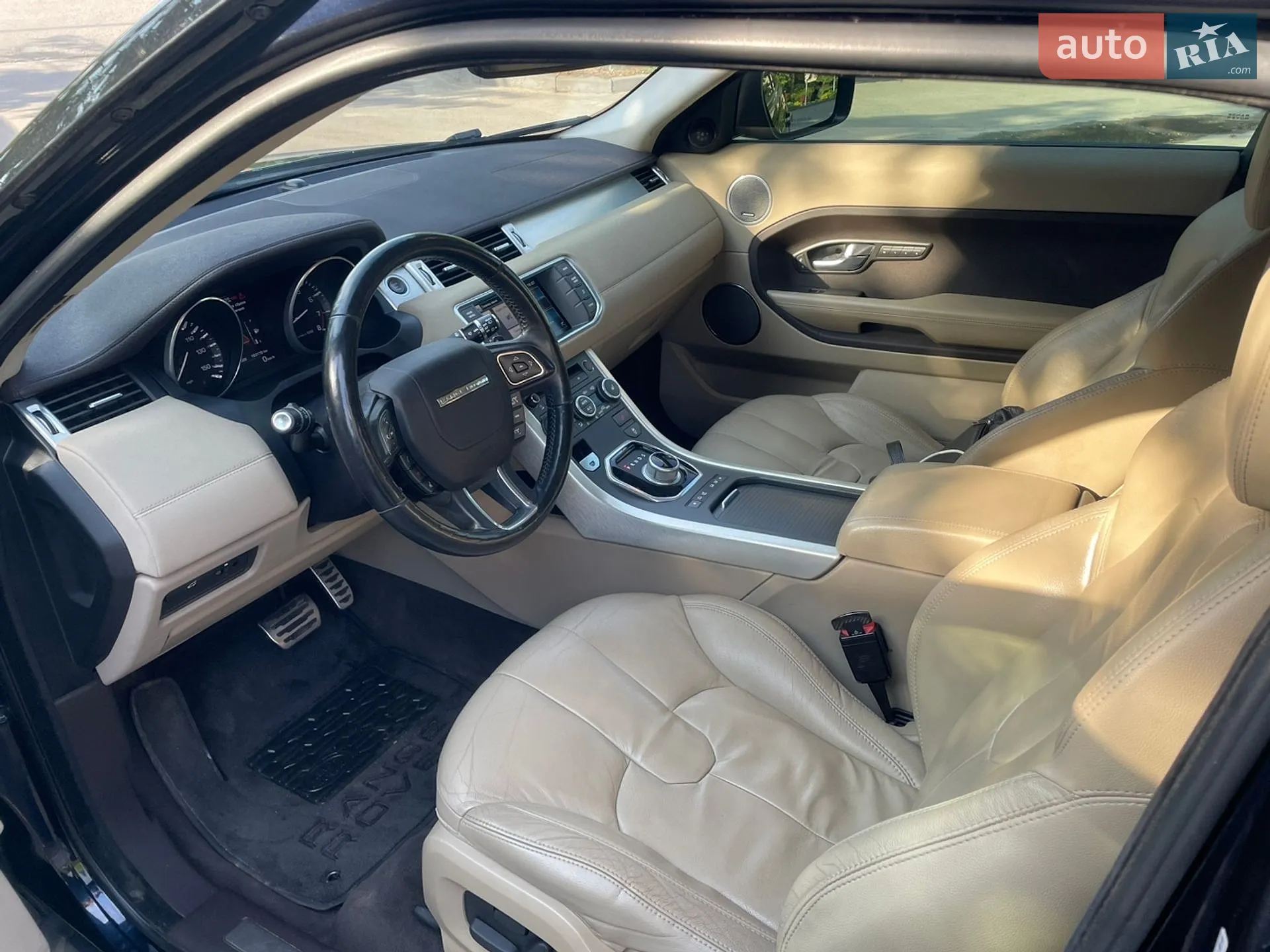 2011 Land Rover Range Rover Evoque - мініатюра 11