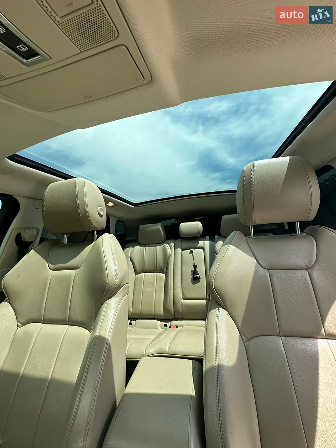 2016 Land Rover Range Rover Evoque - мініатюра 16