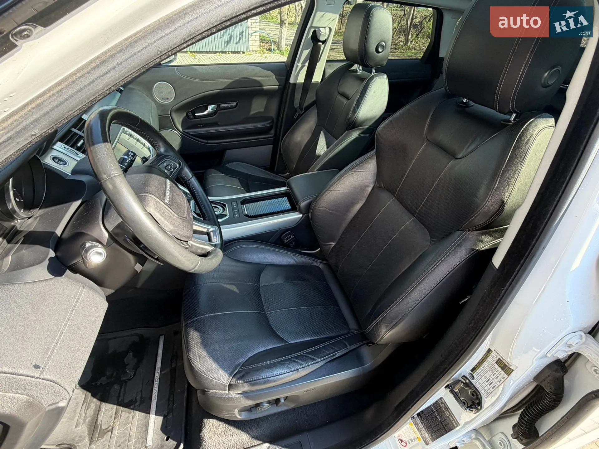 2016 Land Rover Range Rover Evoque - мініатюра 31