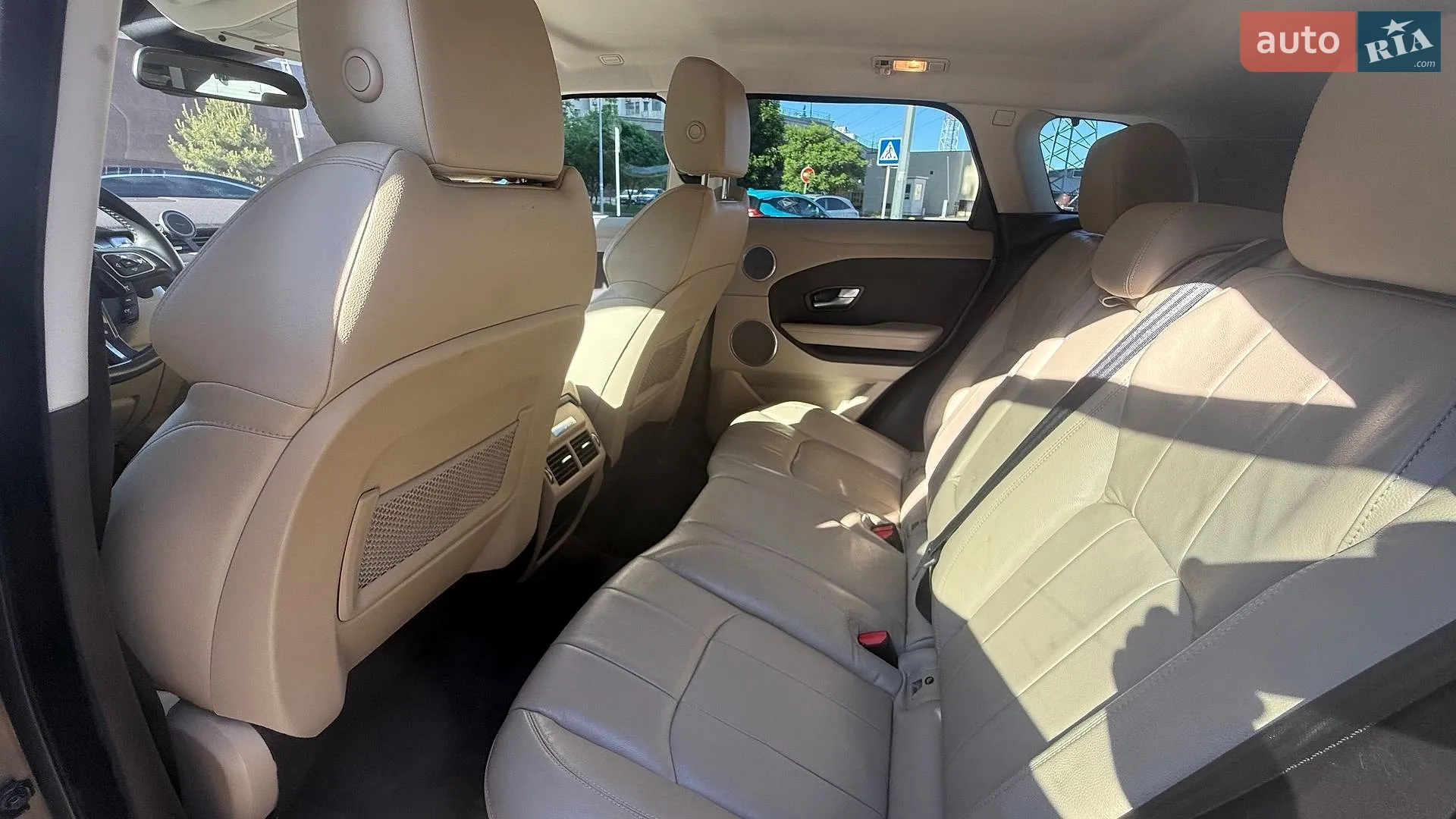 2015 Land Rover Range Rover Evoque - мініатюра 11