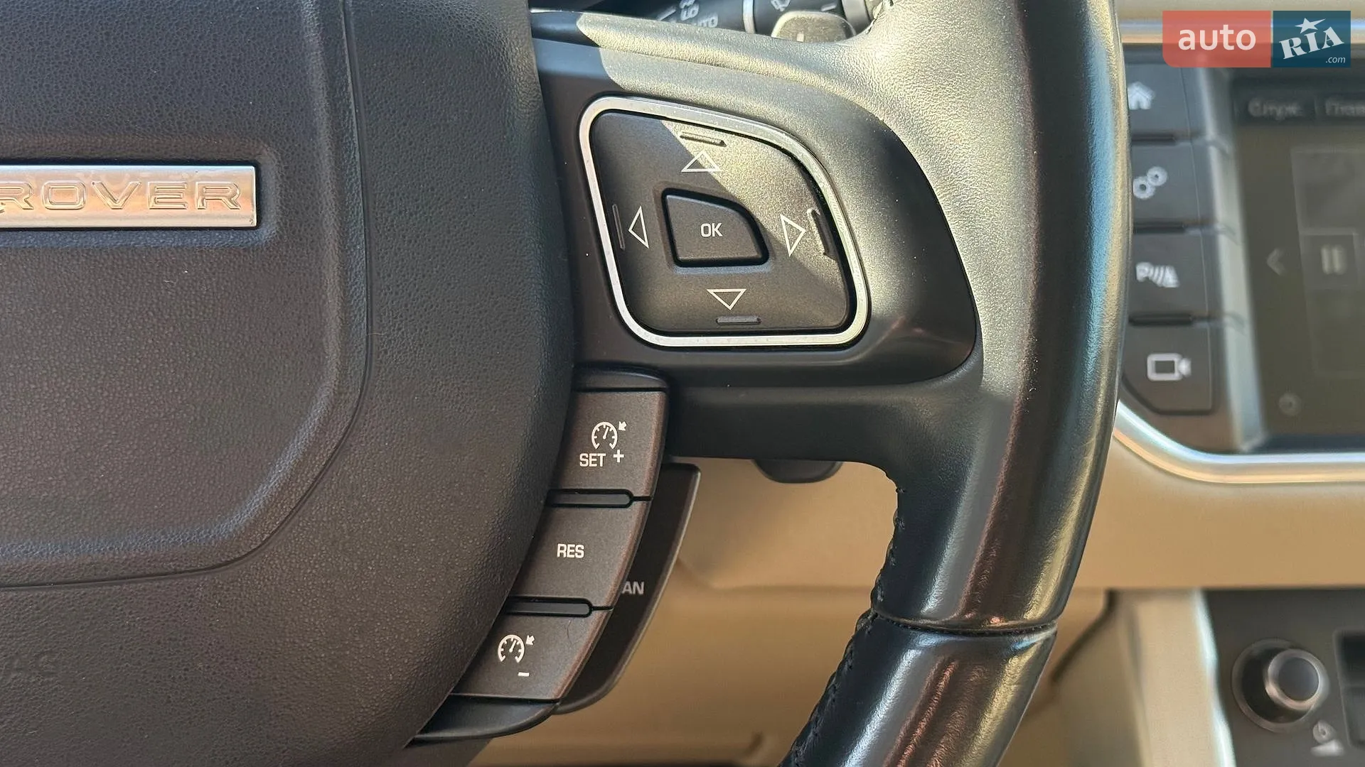 2015 Land Rover Range Rover Evoque - мініатюра 14