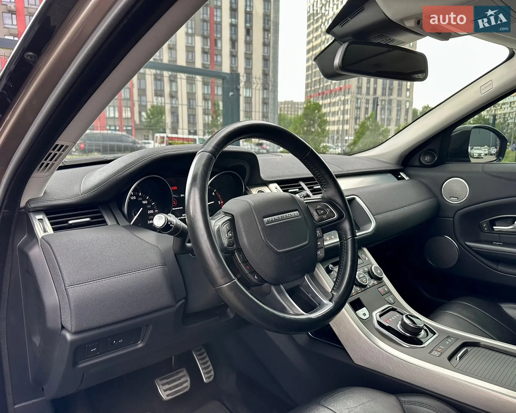 2018 Land Rover Range Rover Evoque - мініатюра 21