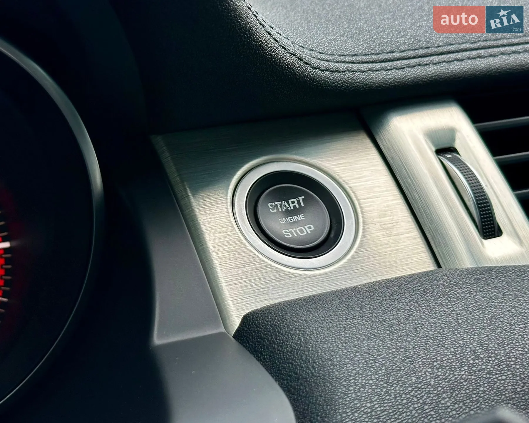 2018 Land Rover Range Rover Evoque - мініатюра 35