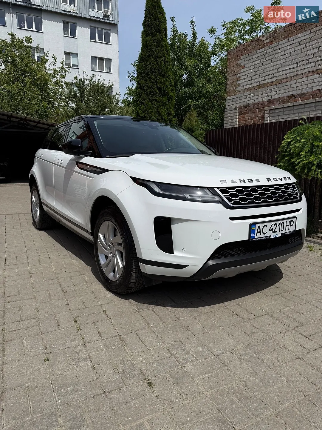 2020 Land Rover Range Rover Evoque - мініатюра 2