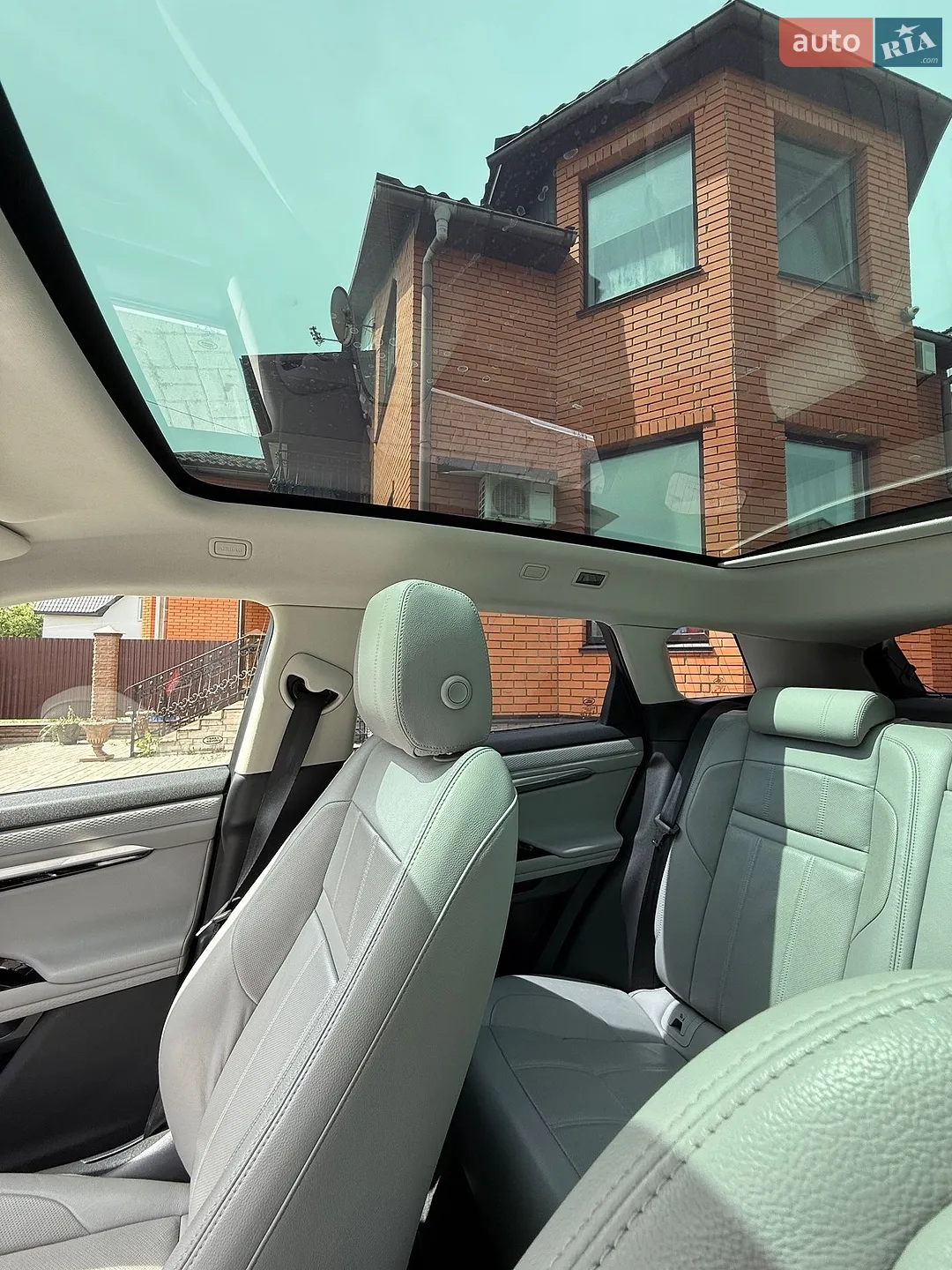 2020 Land Rover Range Rover Evoque - мініатюра 32