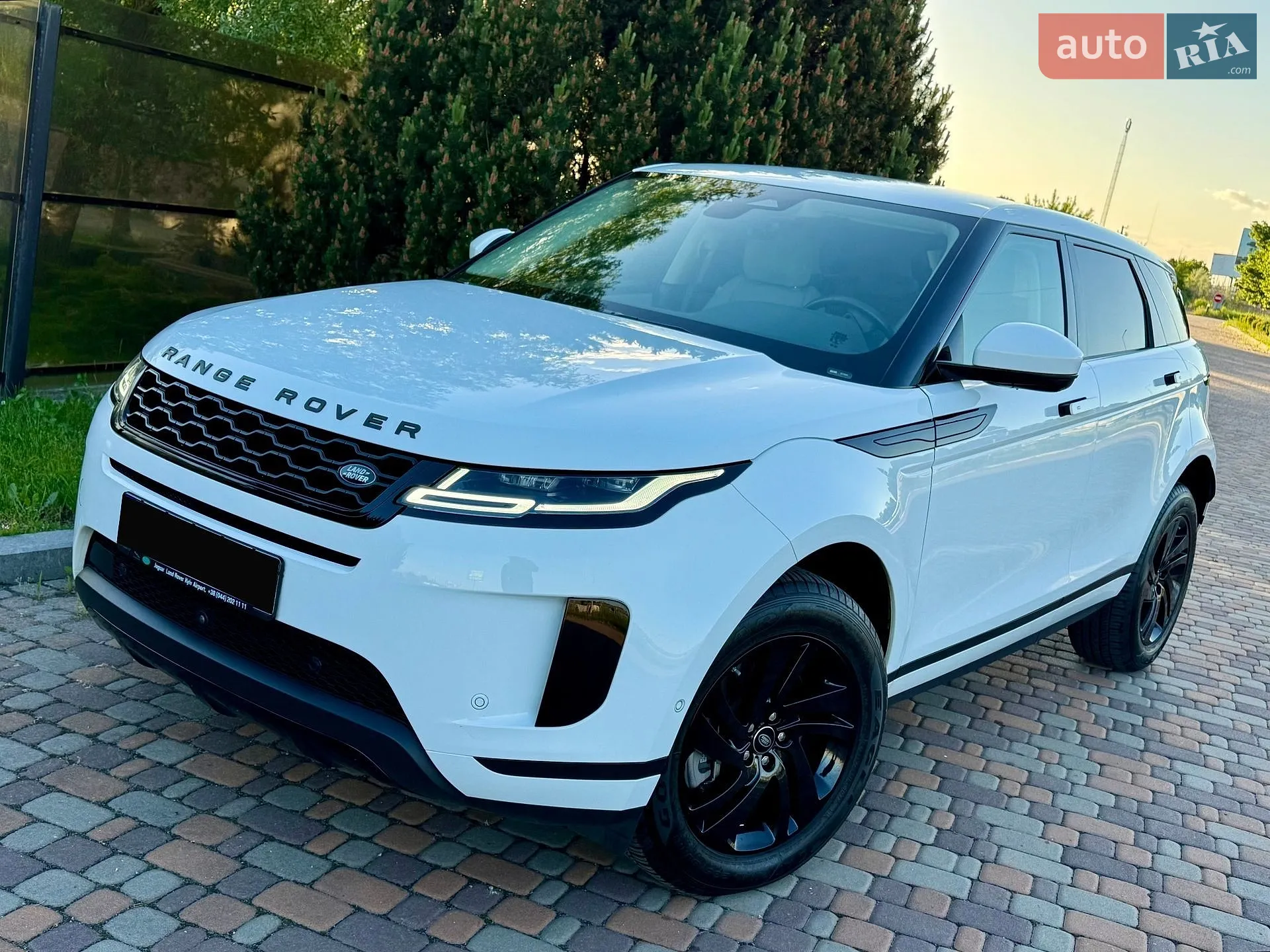 2021 Land Rover Range Rover Evoque - мініатюра 2