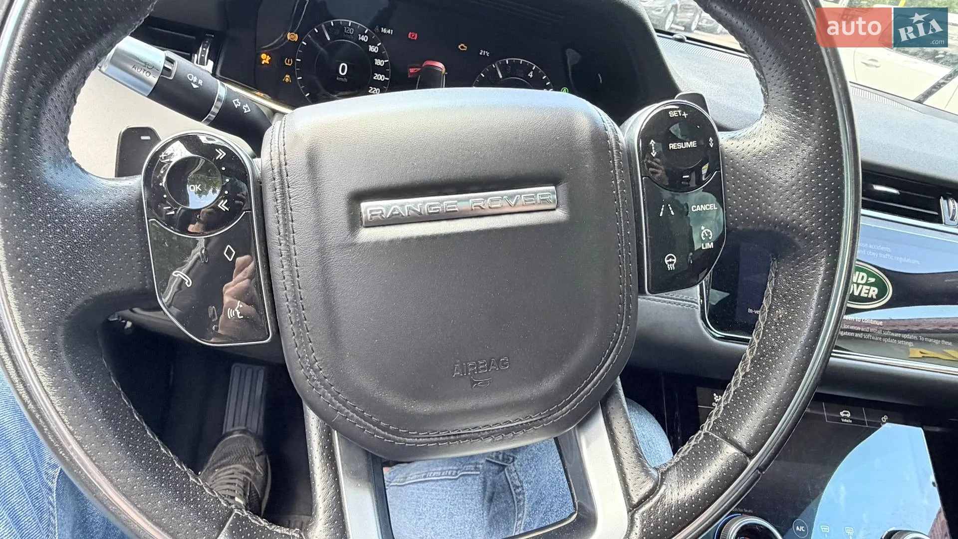 2019 Land Rover Range Rover Evoque - мініатюра 25