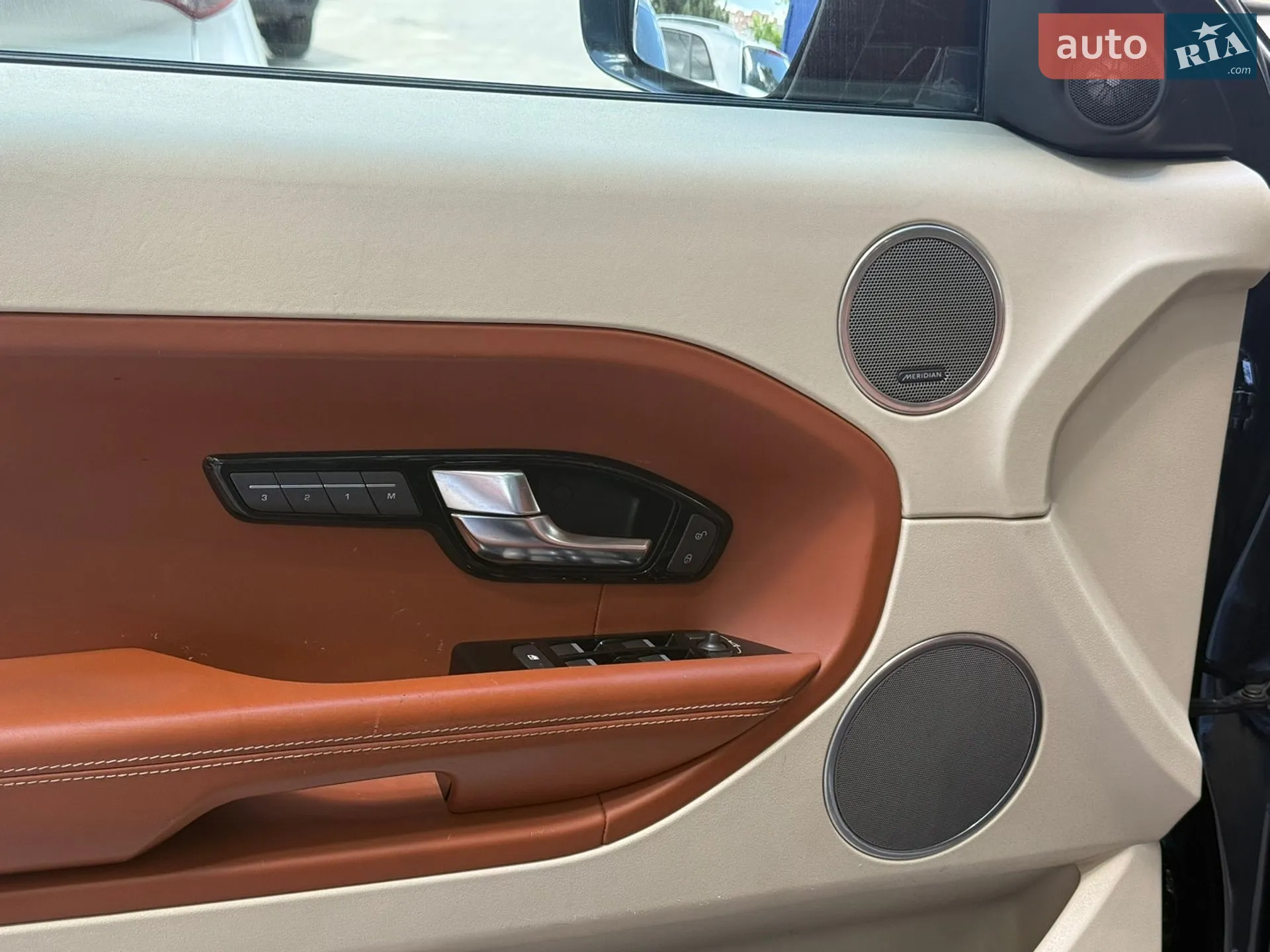 2013 Land Rover Range Rover Evoque - мініатюра 31