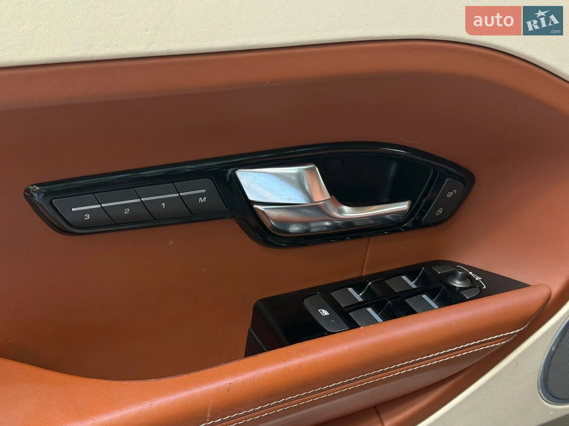 2013 Land Rover Range Rover Evoque - мініатюра 32