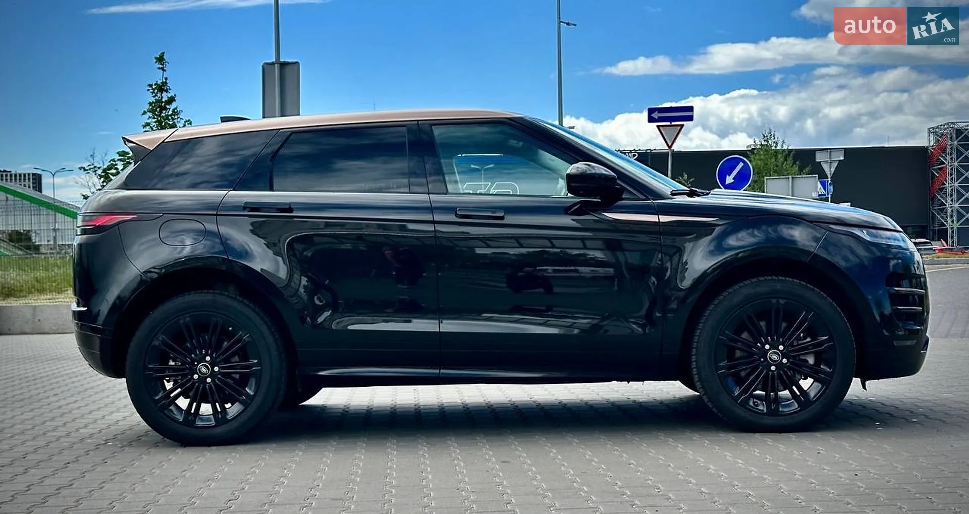 2024 Land Rover Range Rover Evoque - мініатюра 12