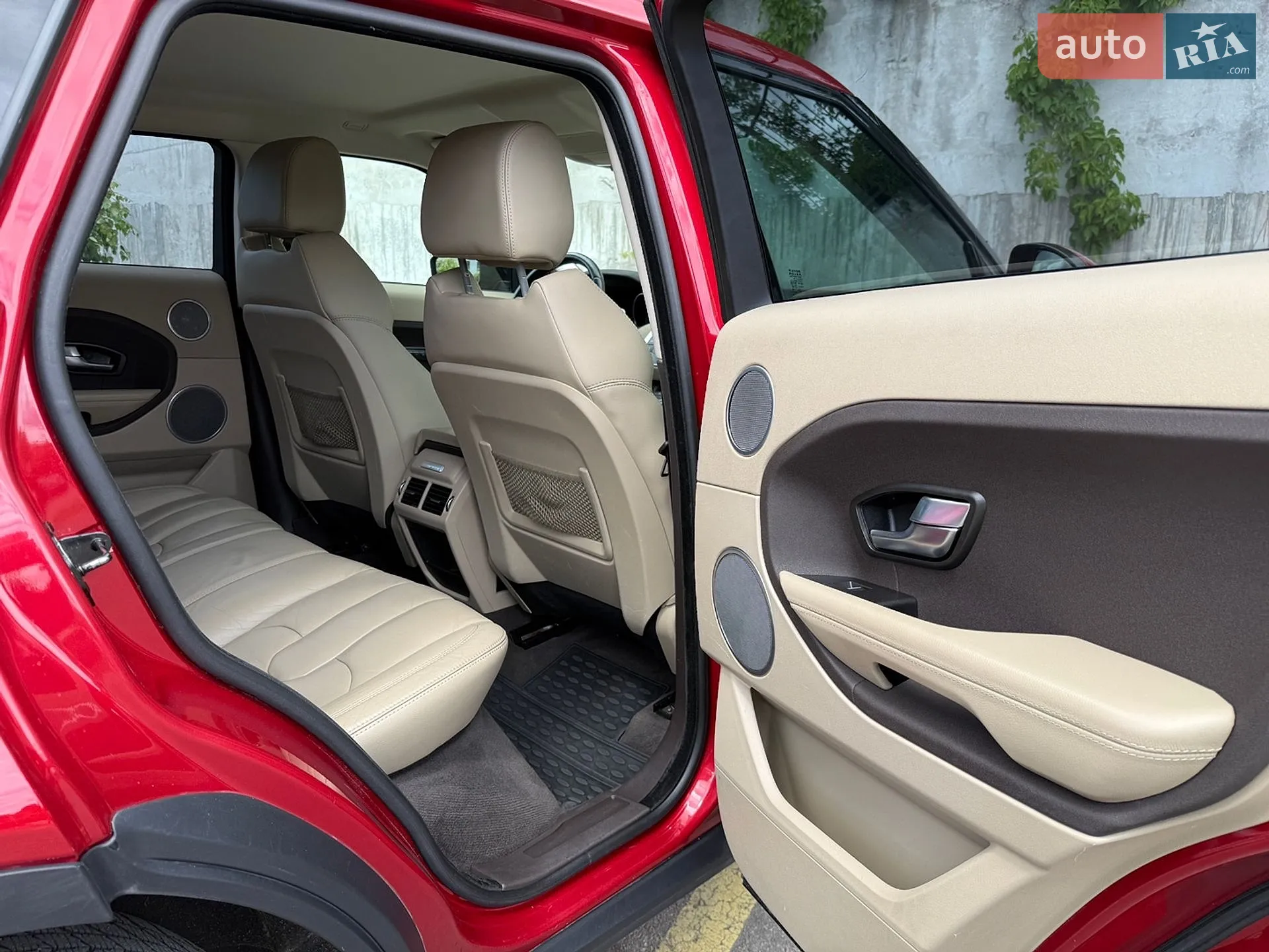 2014 Land Rover Range Rover Evoque - мініатюра 30