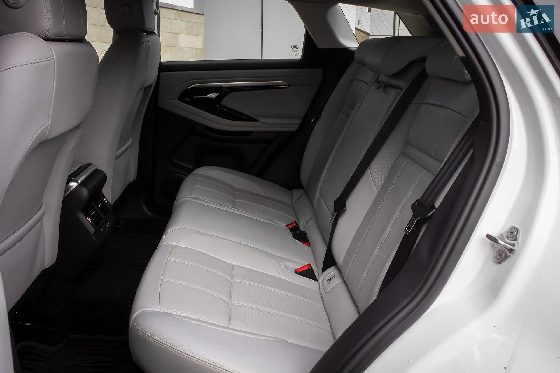 2020 Land Rover Range Rover Evoque - мініатюра 11