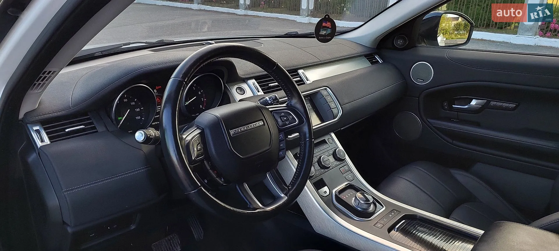 2016 Land Rover Range Rover Evoque - мініатюра 32
