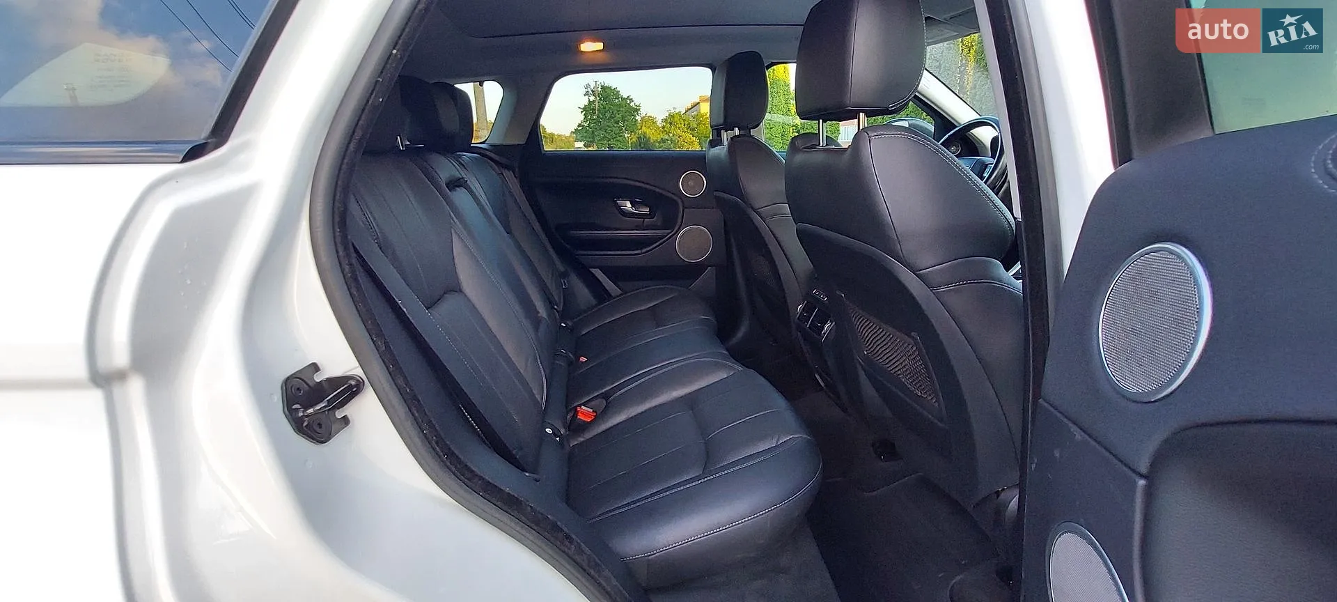 2016 Land Rover Range Rover Evoque - мініатюра 41