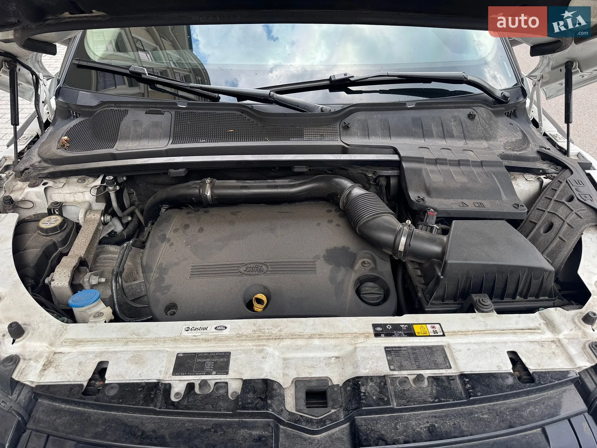 2015 Land Rover Range Rover Evoque - мініатюра 32