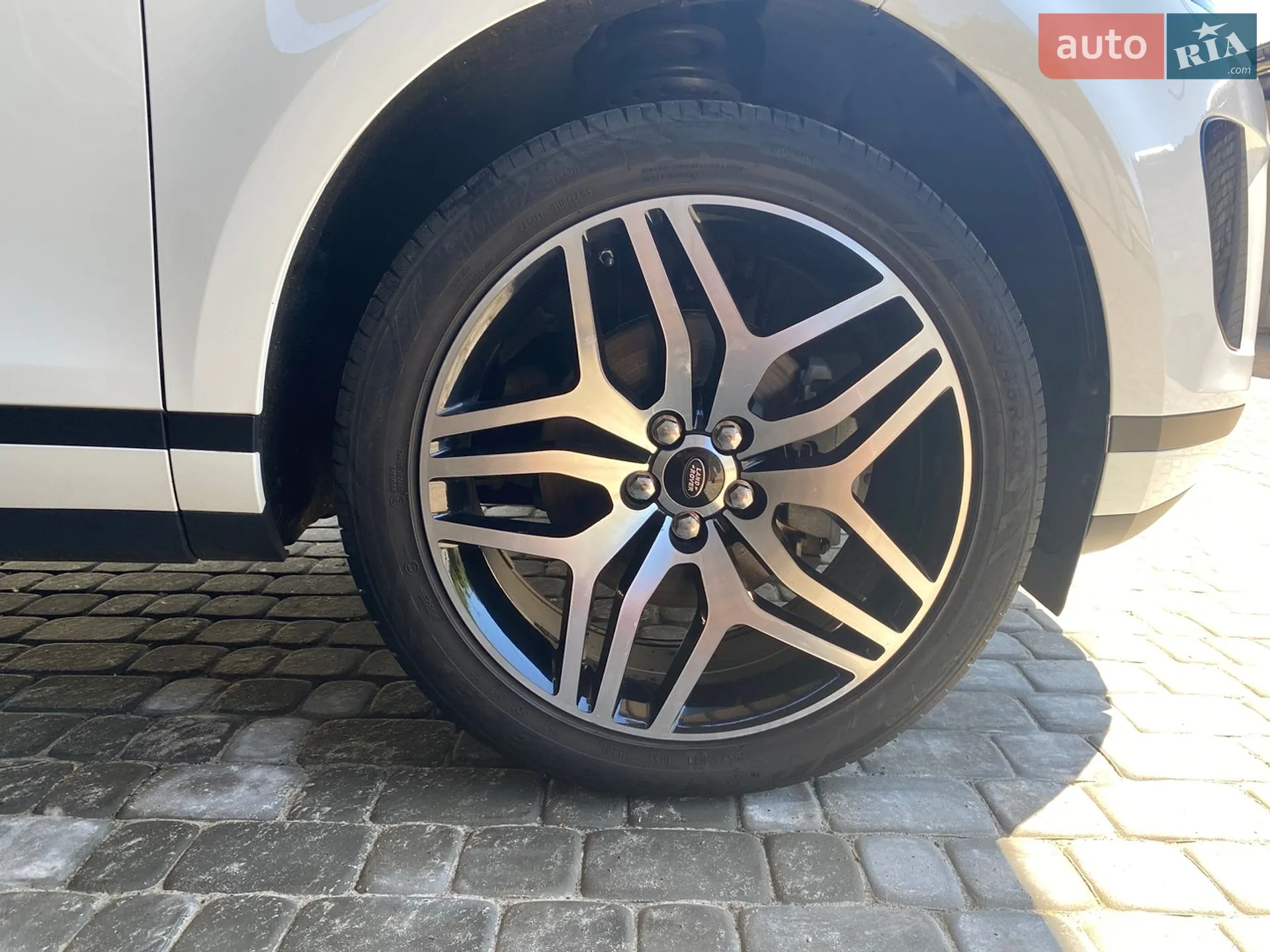 2020 Land Rover Range Rover Evoque - мініатюра 11