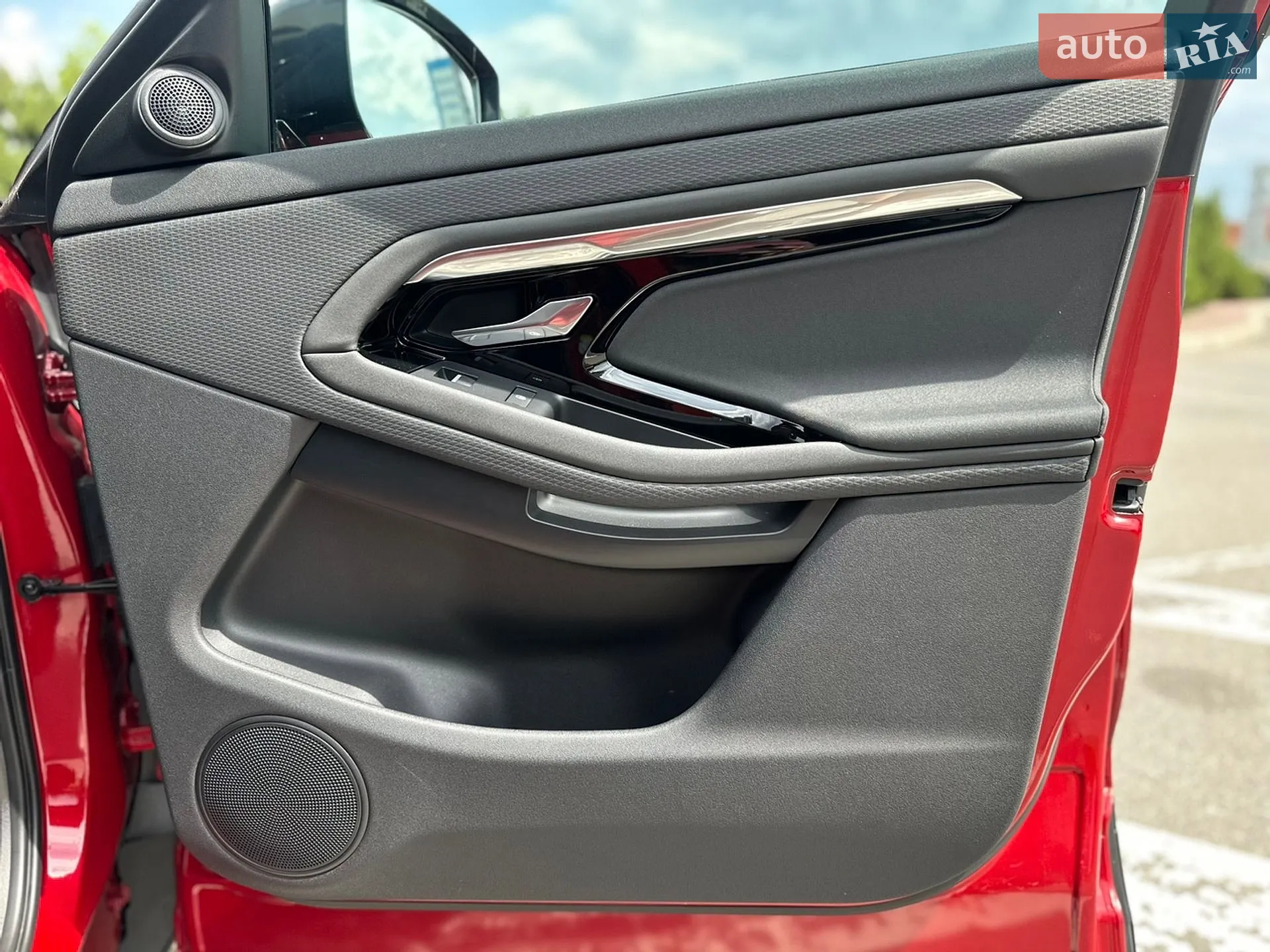 2019 Land Rover Range Rover Evoque - мініатюра 32