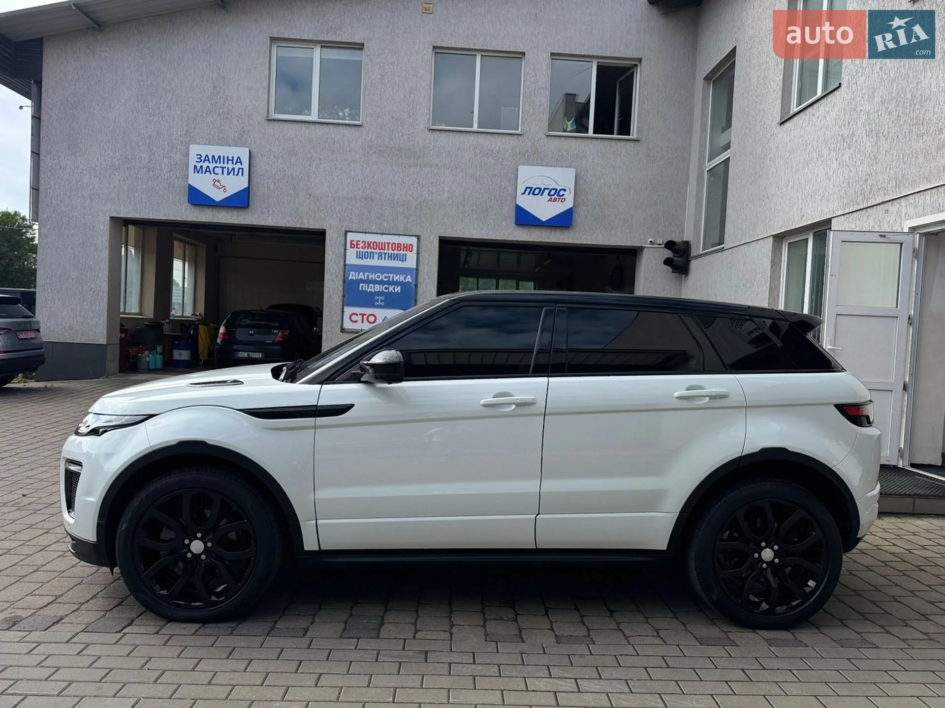2017 Land Rover Range Rover Evoque - мініатюра 5