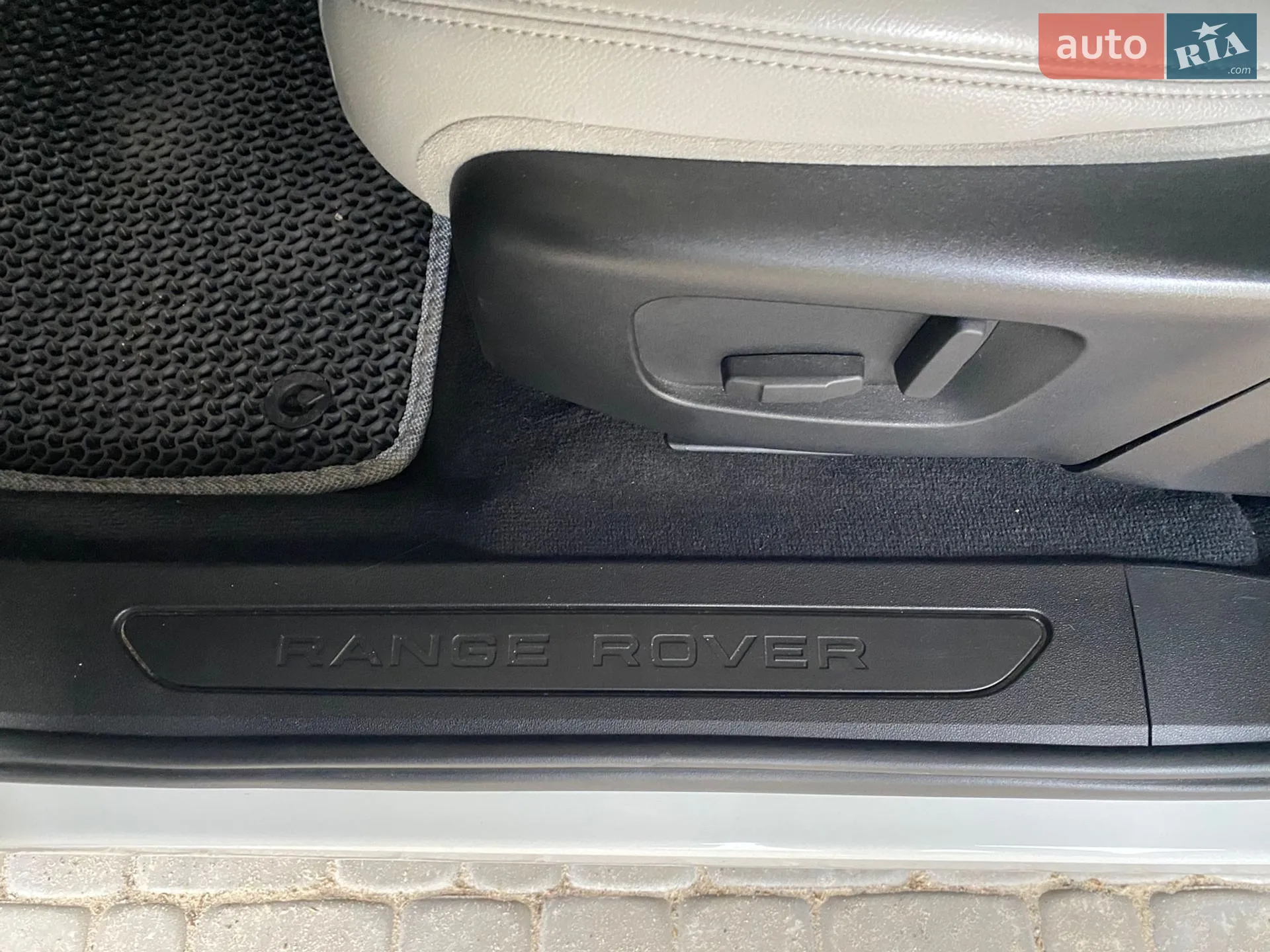 2020 Land Rover Range Rover Evoque - мініатюра 33