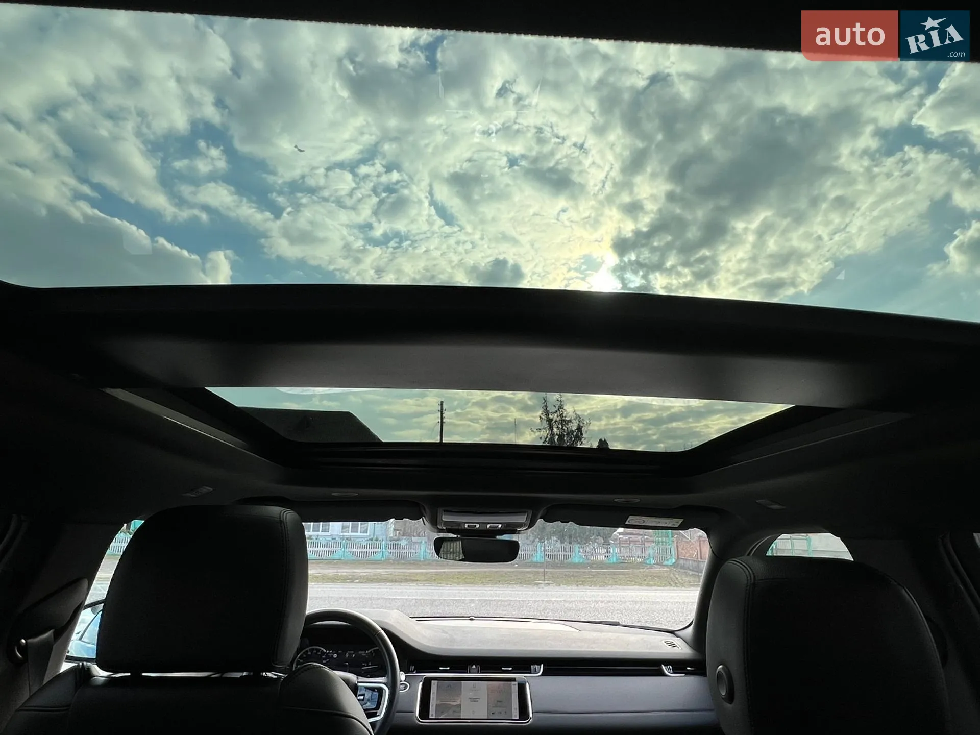 2022 Land Rover Range Rover Evoque - мініатюра 23